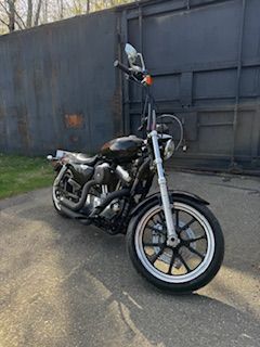 2013 Harley-Davidson Sportster® 883 SuperLow® in Augusta, Maine - Photo 2