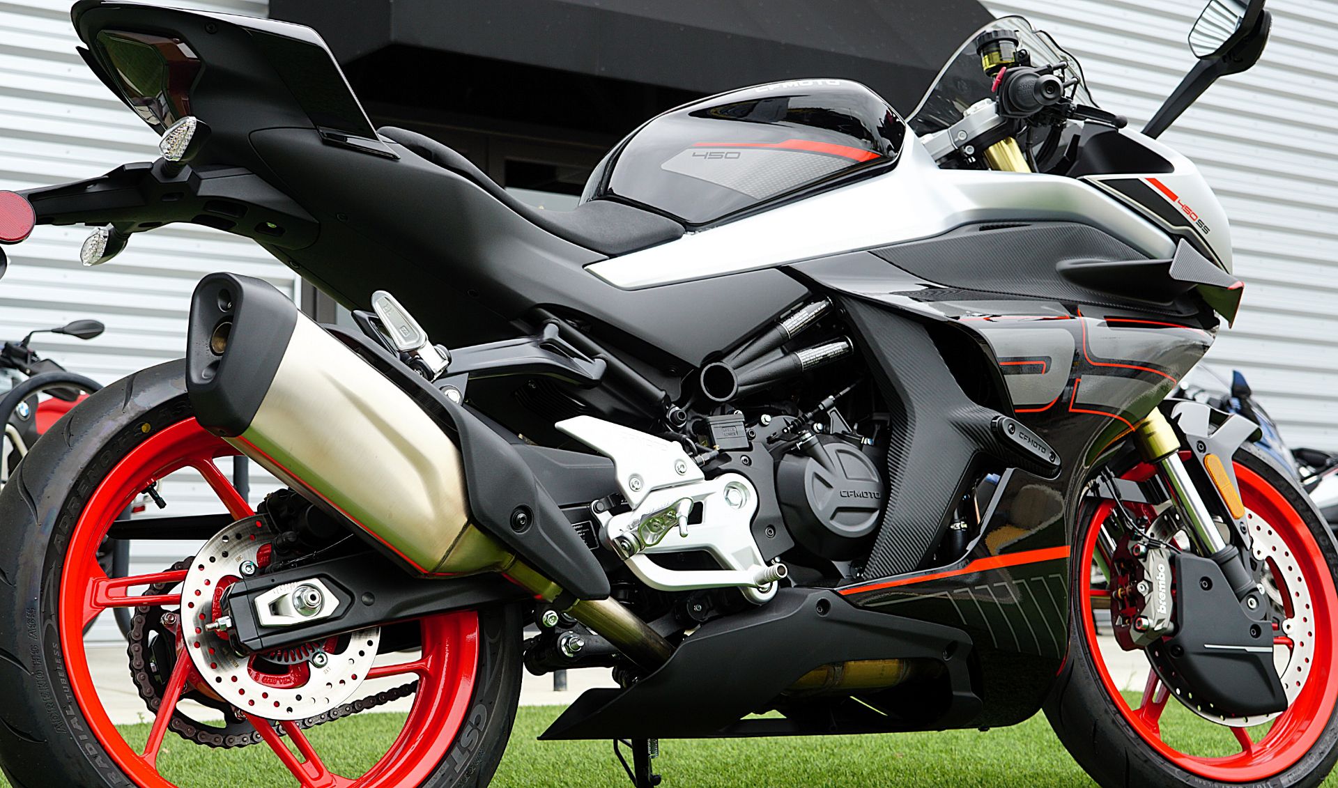 2026  450SS 12