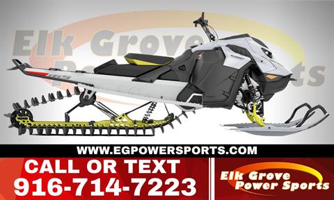 New 2025 Ski-Doo Summit Adrenaline w/ Edge Package 165 850 E-TEC
