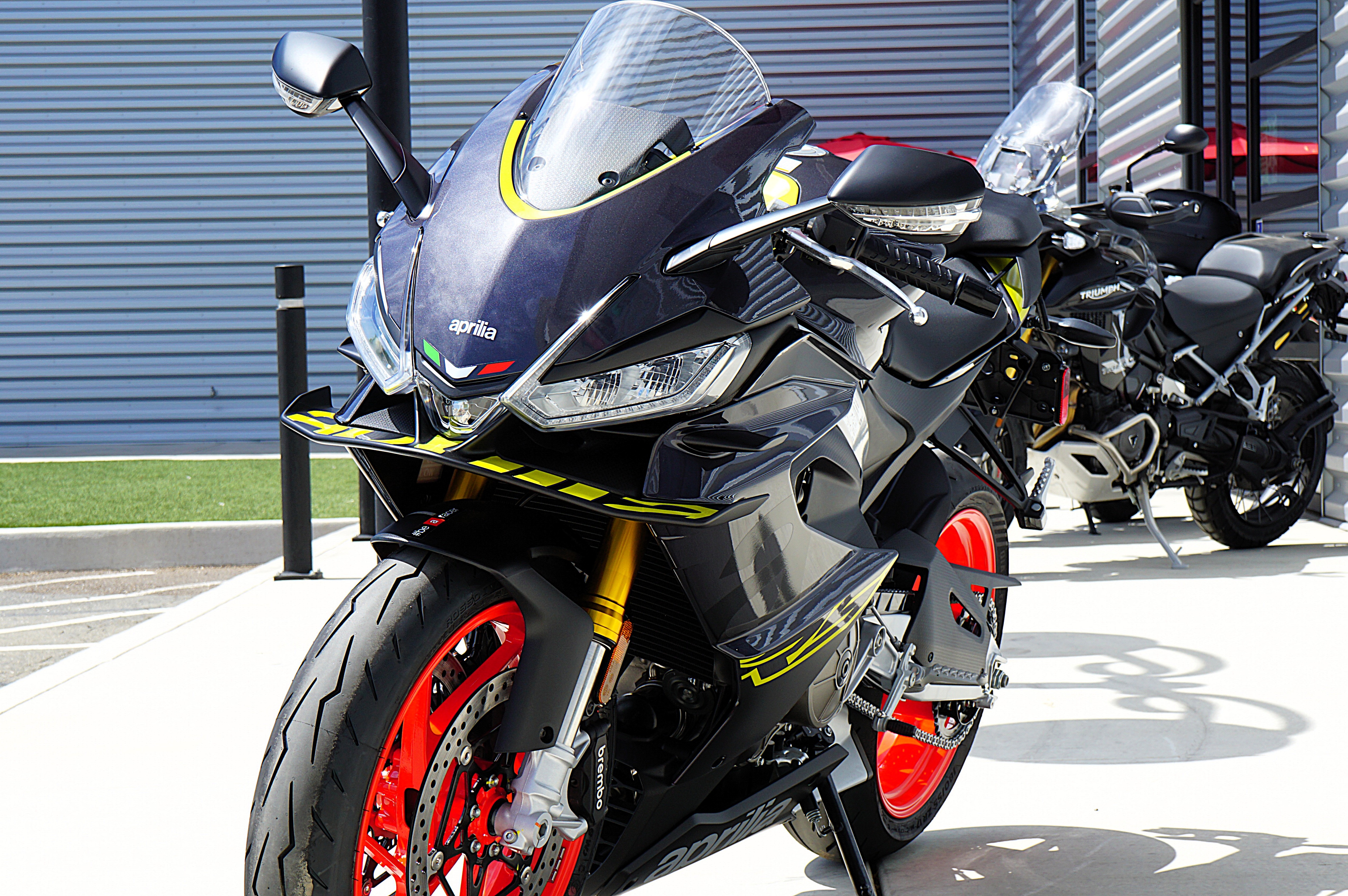 2027 Aprilia RS photo 2