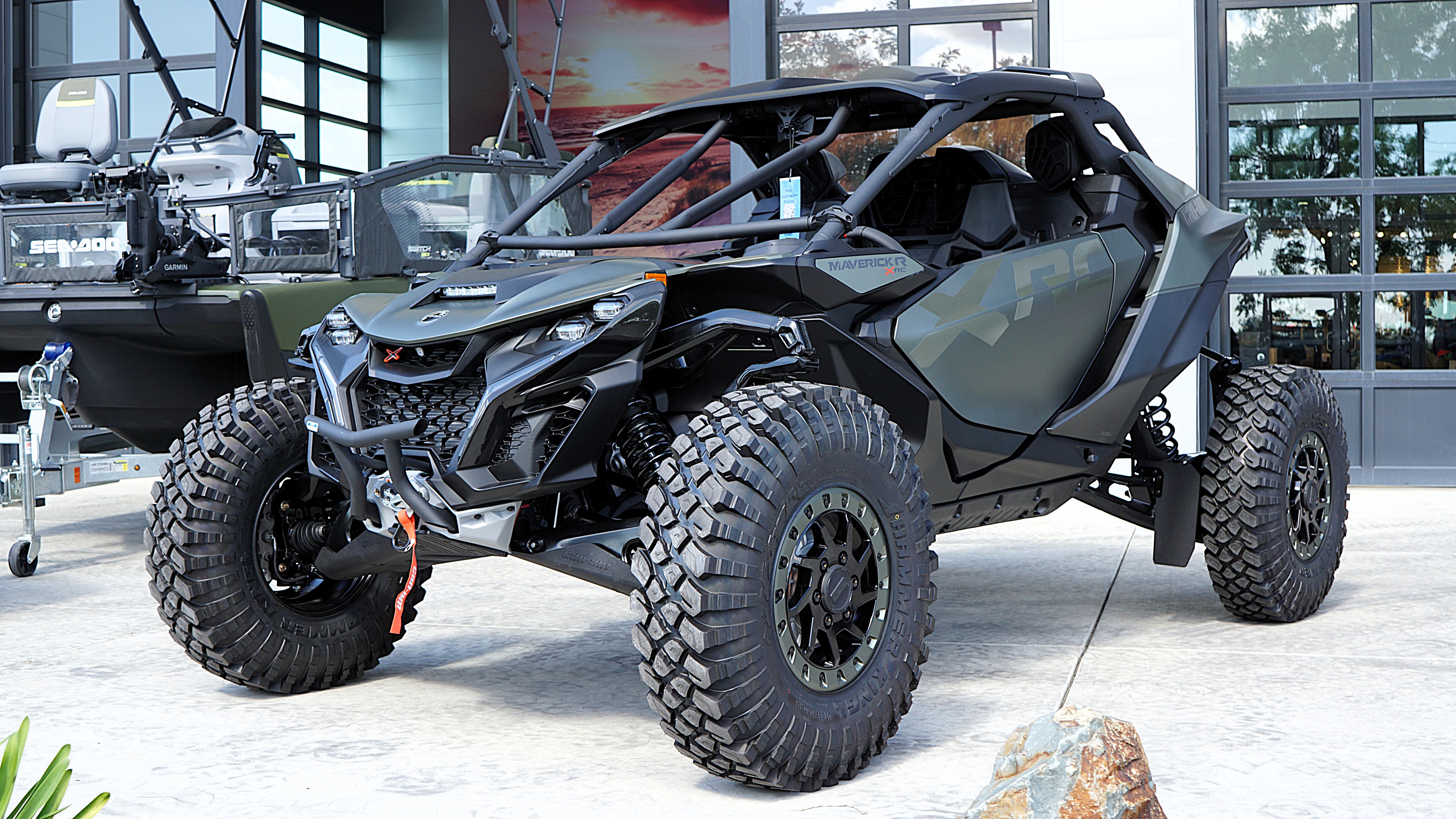 2026 Can-Am Maverick R X RC with Smart-Shox