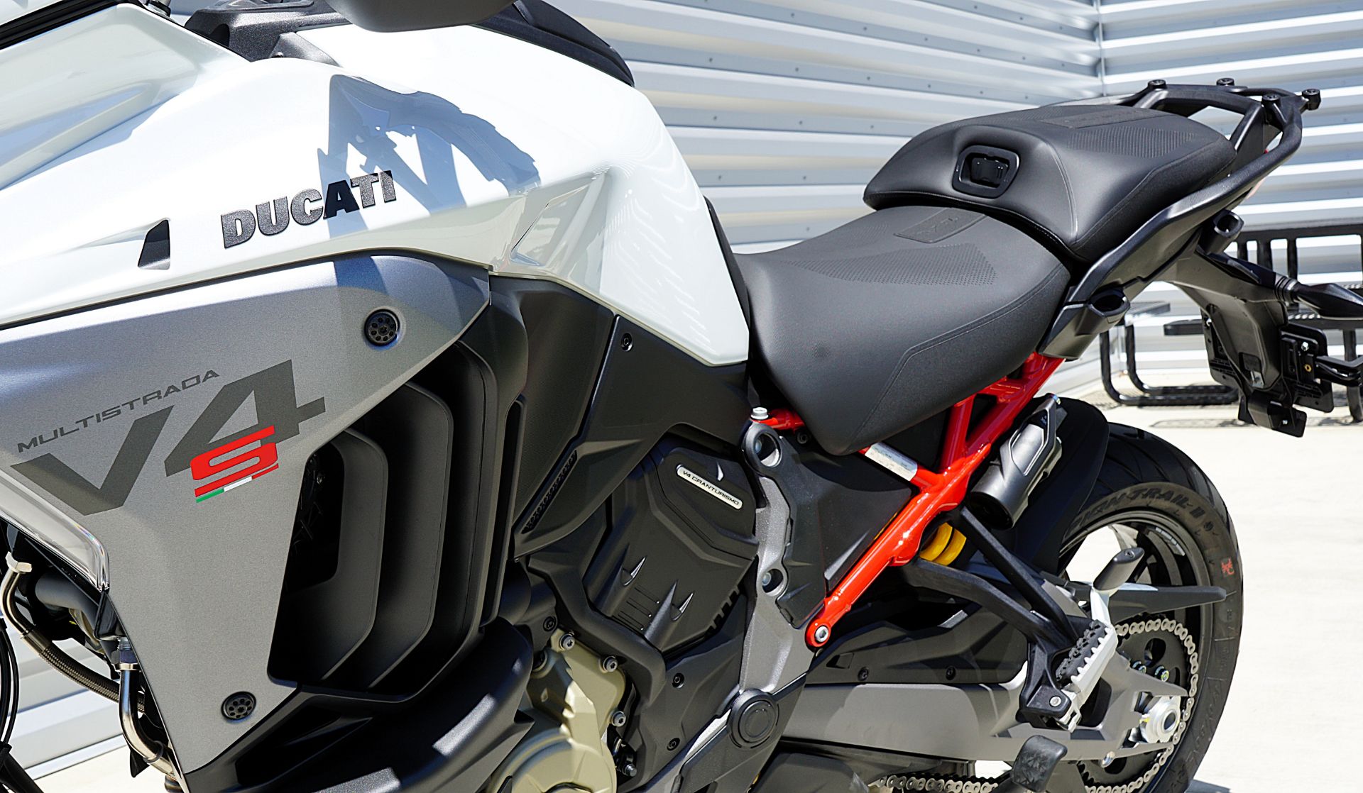 2026 Ducati Multistrada V4 S Travel & Radar 5