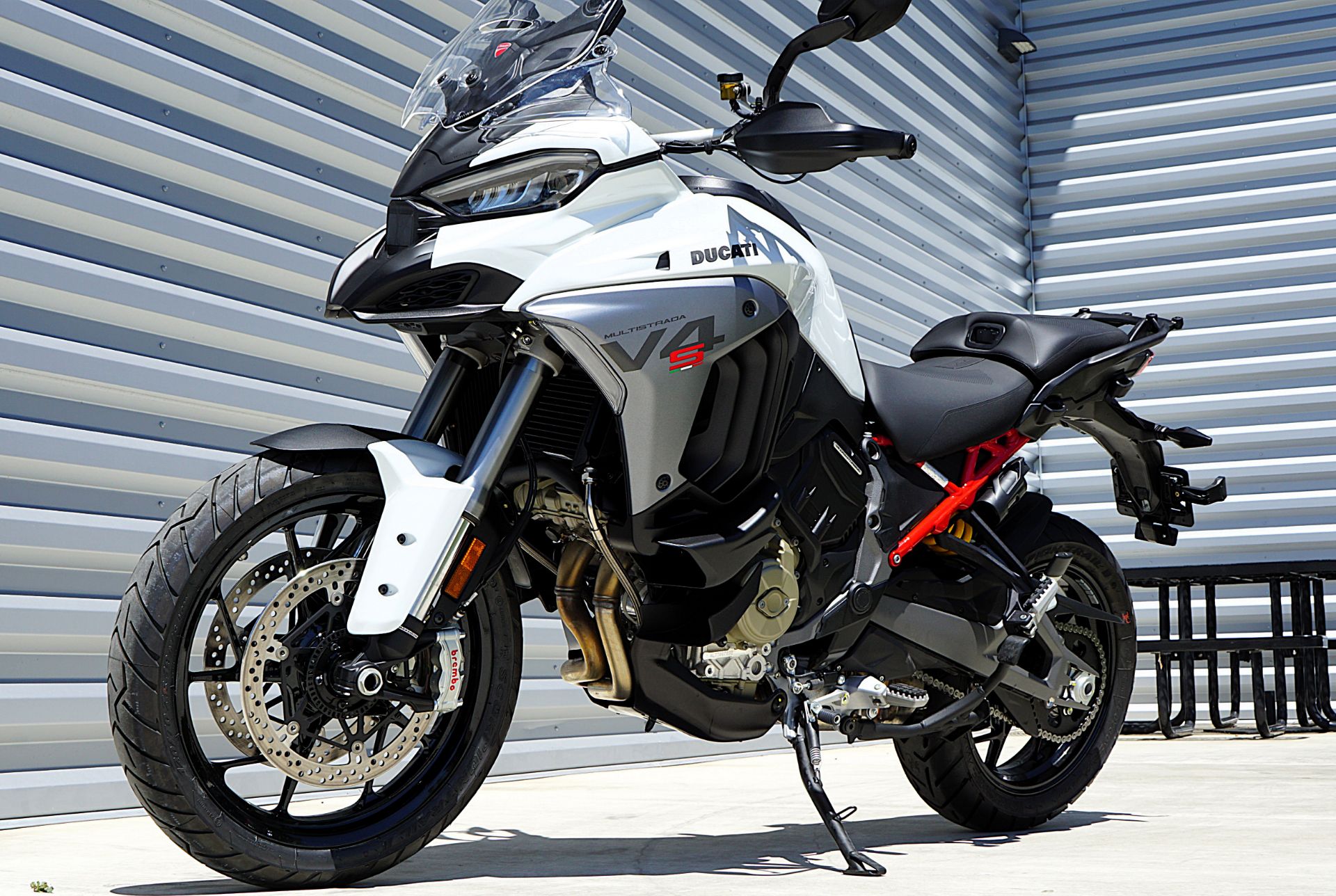 2026 Ducati Multistrada V4 S Travel & Radar 8