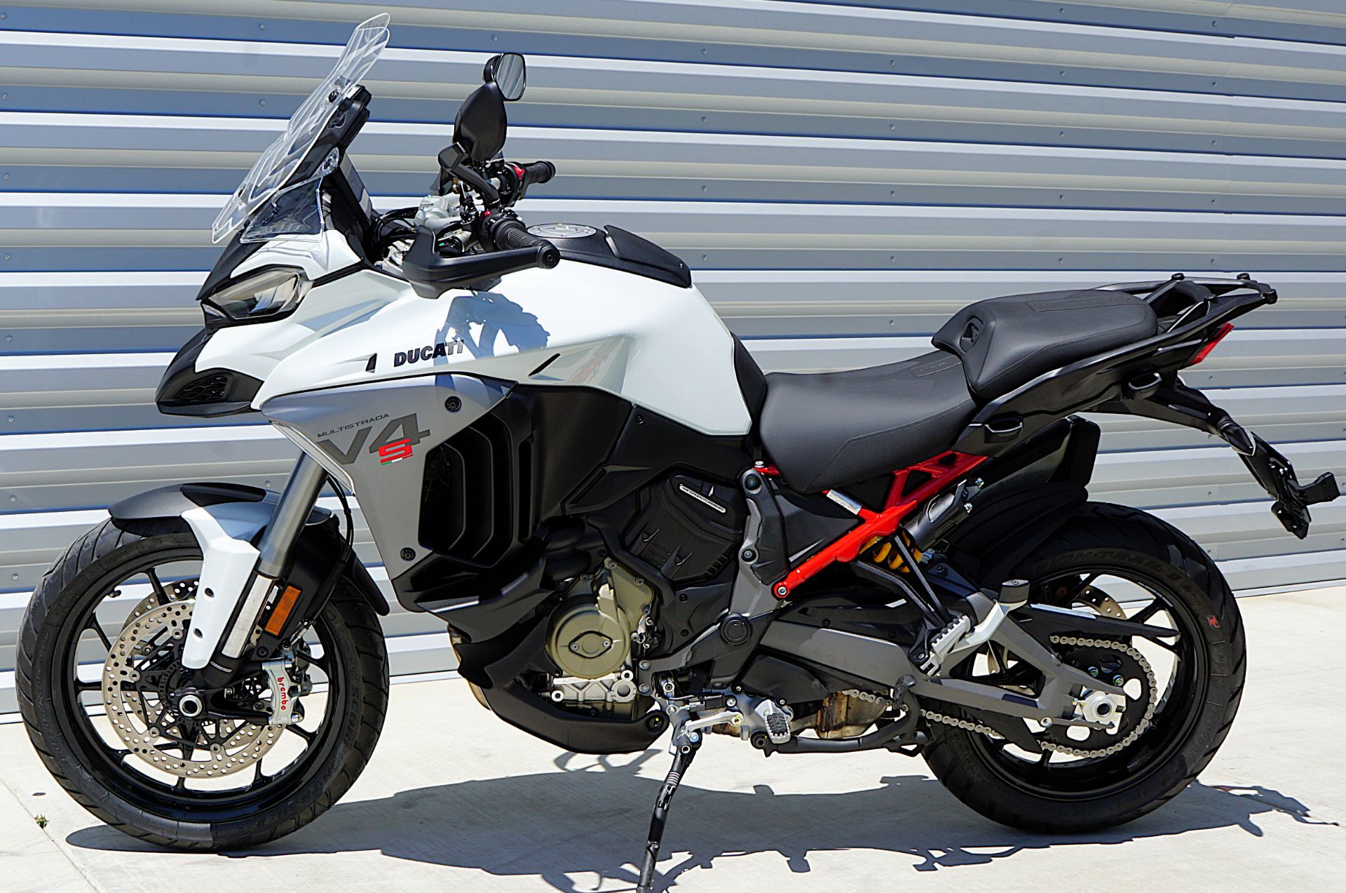 2026 Ducati Multistrada V4 S Travel & Radar 9