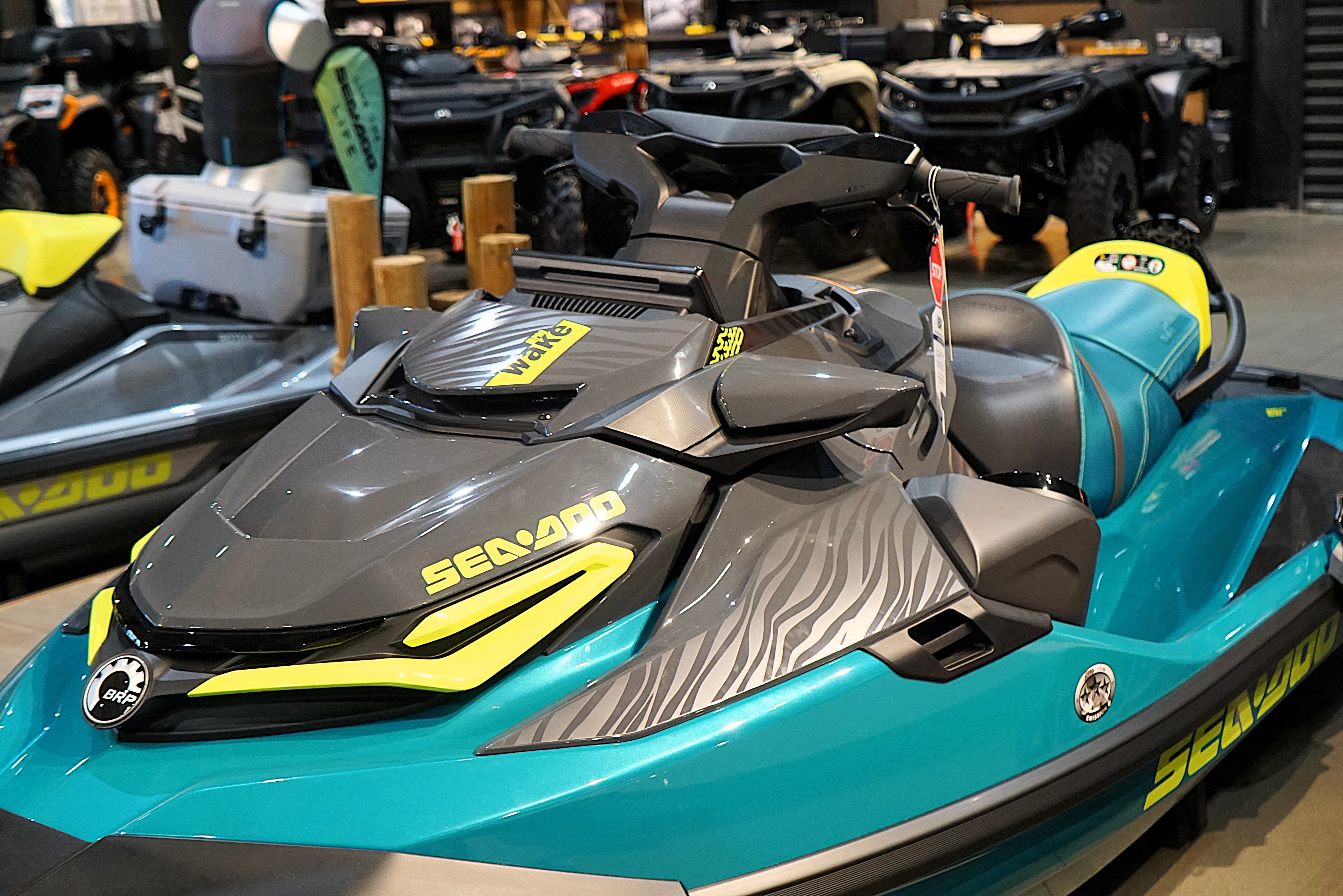 2026 Sea-Doo Wake Pro 230 6
