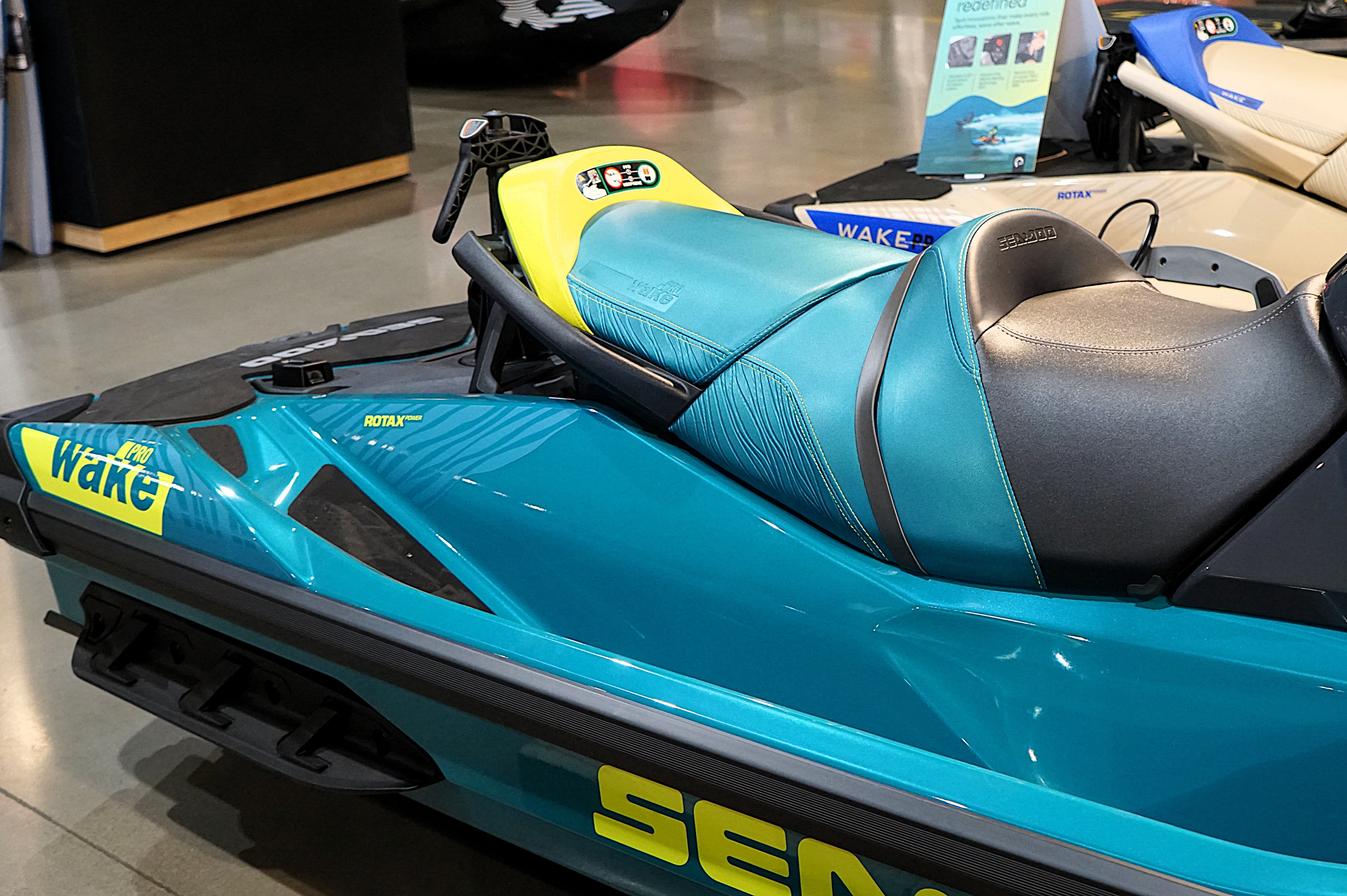 2026 Sea-Doo Wake Pro 230 9