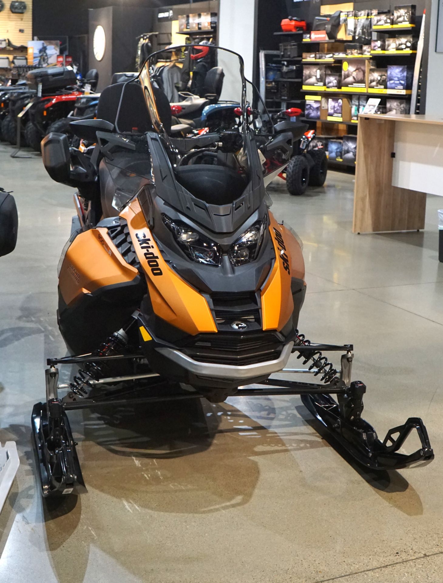 New 2026 Ski-Doo Grand Touring LE 900 ACE ES Silent Track II