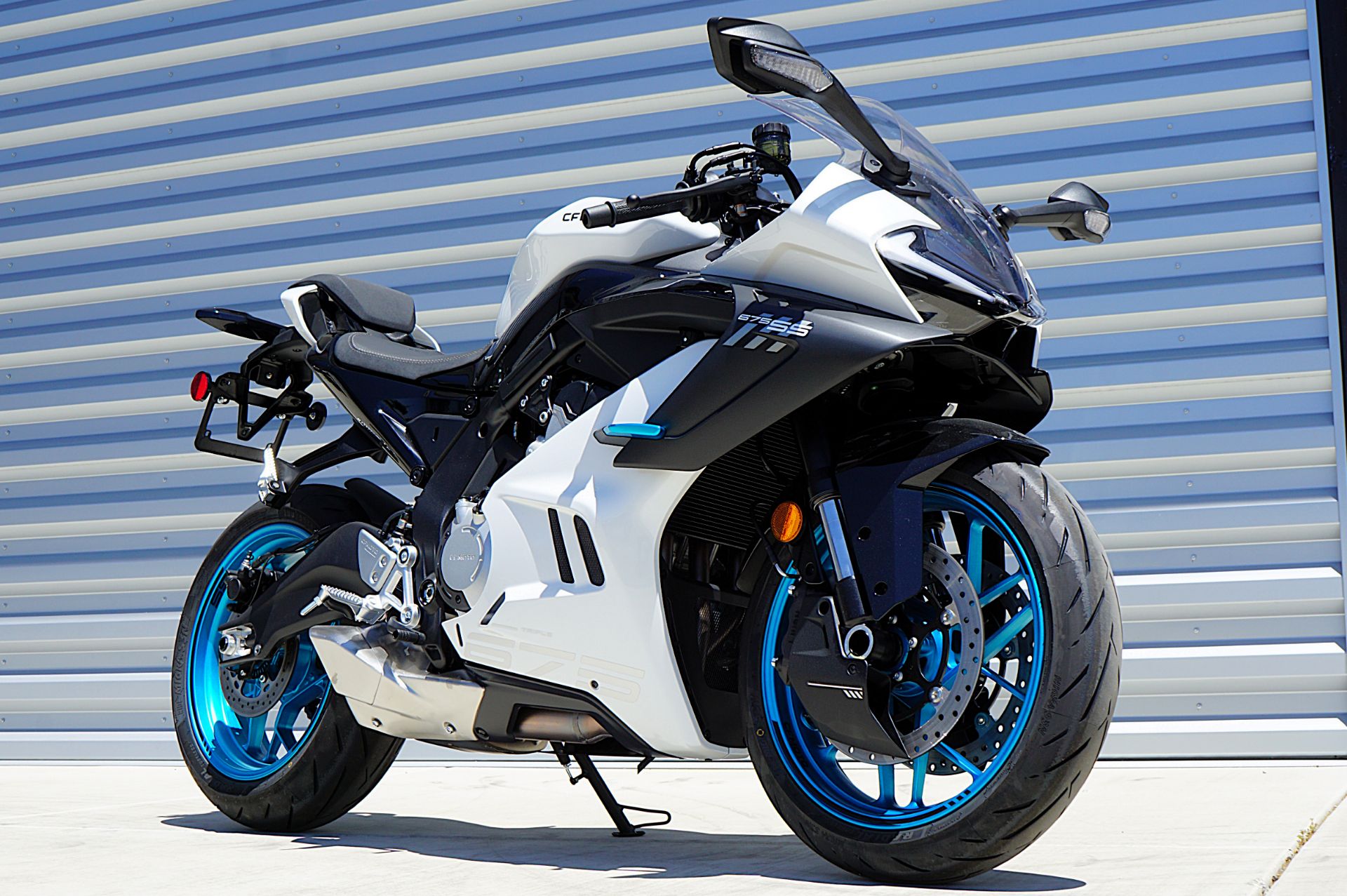 2026 CFMOTO 675SS