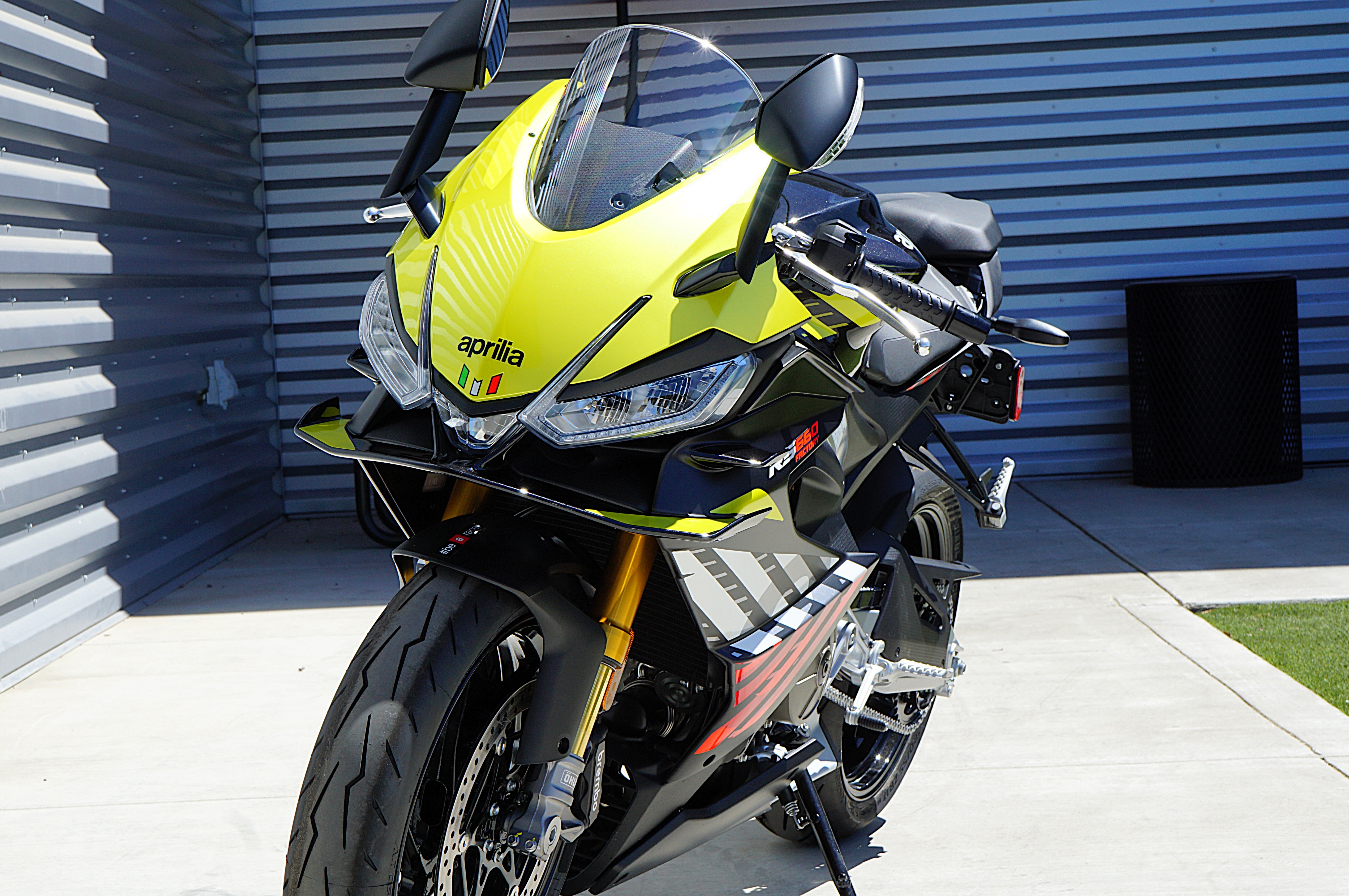 2027 Aprilia RS photo 2