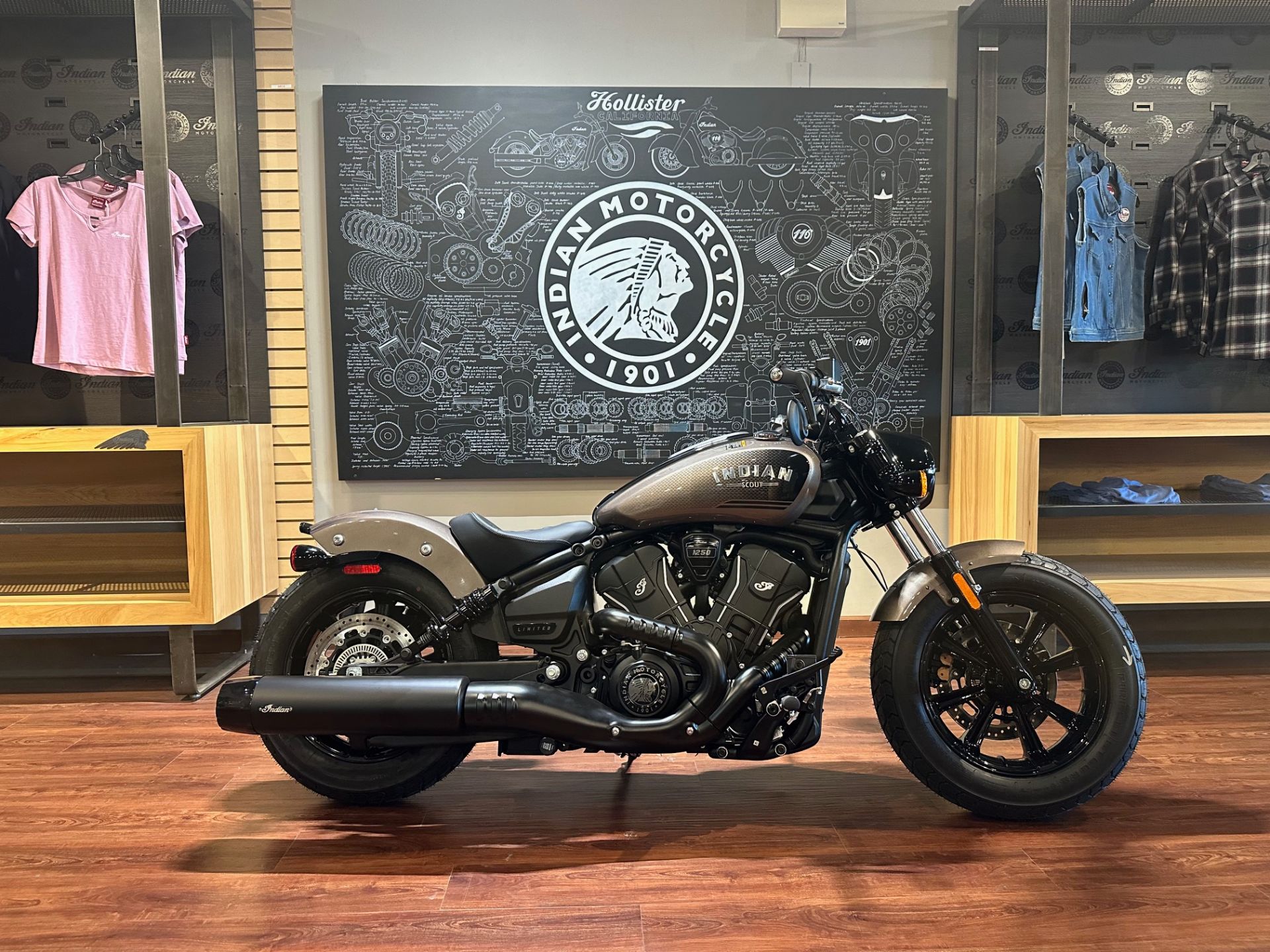 2025 Indian Motorcycle Scout® Bobber Limited +Tech in Hollister, California - Photo 1