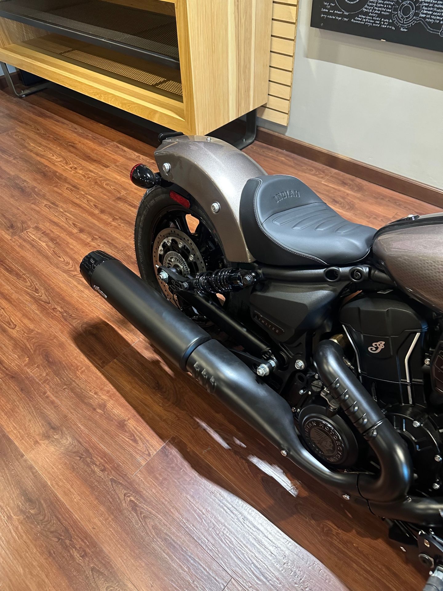 2025 Indian Motorcycle Scout® Bobber Limited +Tech in Hollister, California - Photo 7