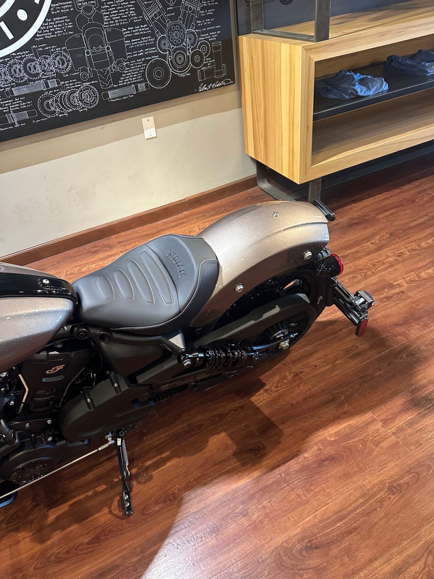 2025 Indian Motorcycle Scout® Bobber Limited +Tech in Hollister, California - Photo 10