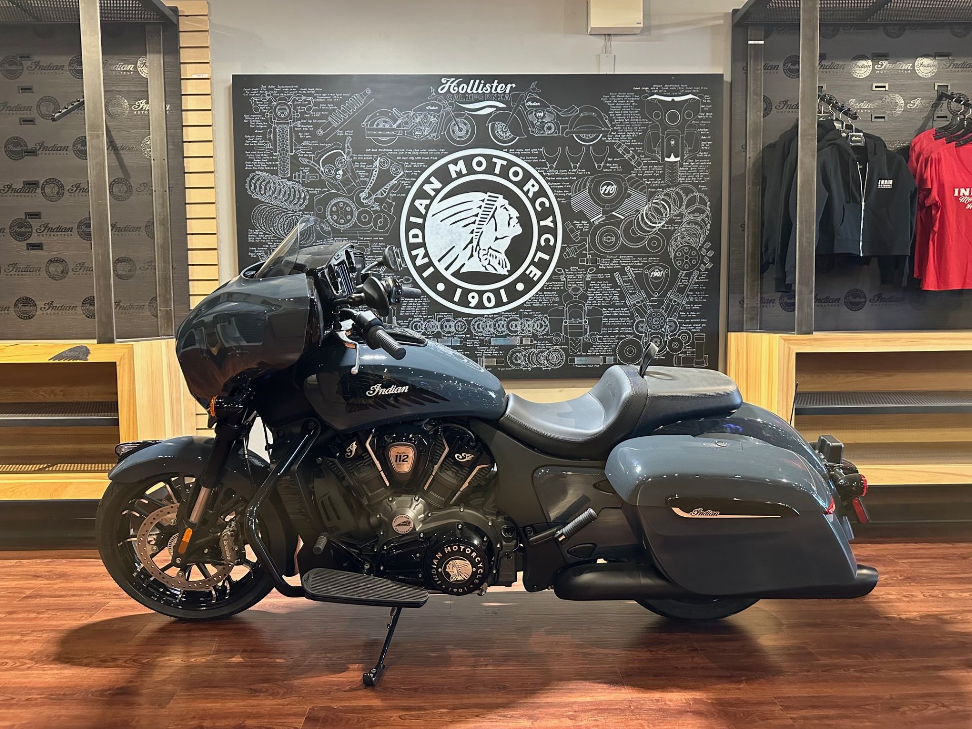 2025 Indian Motorcycle Chieftain® PowerPlus Dark Horse with 112 in Hollister, California - Photo 2