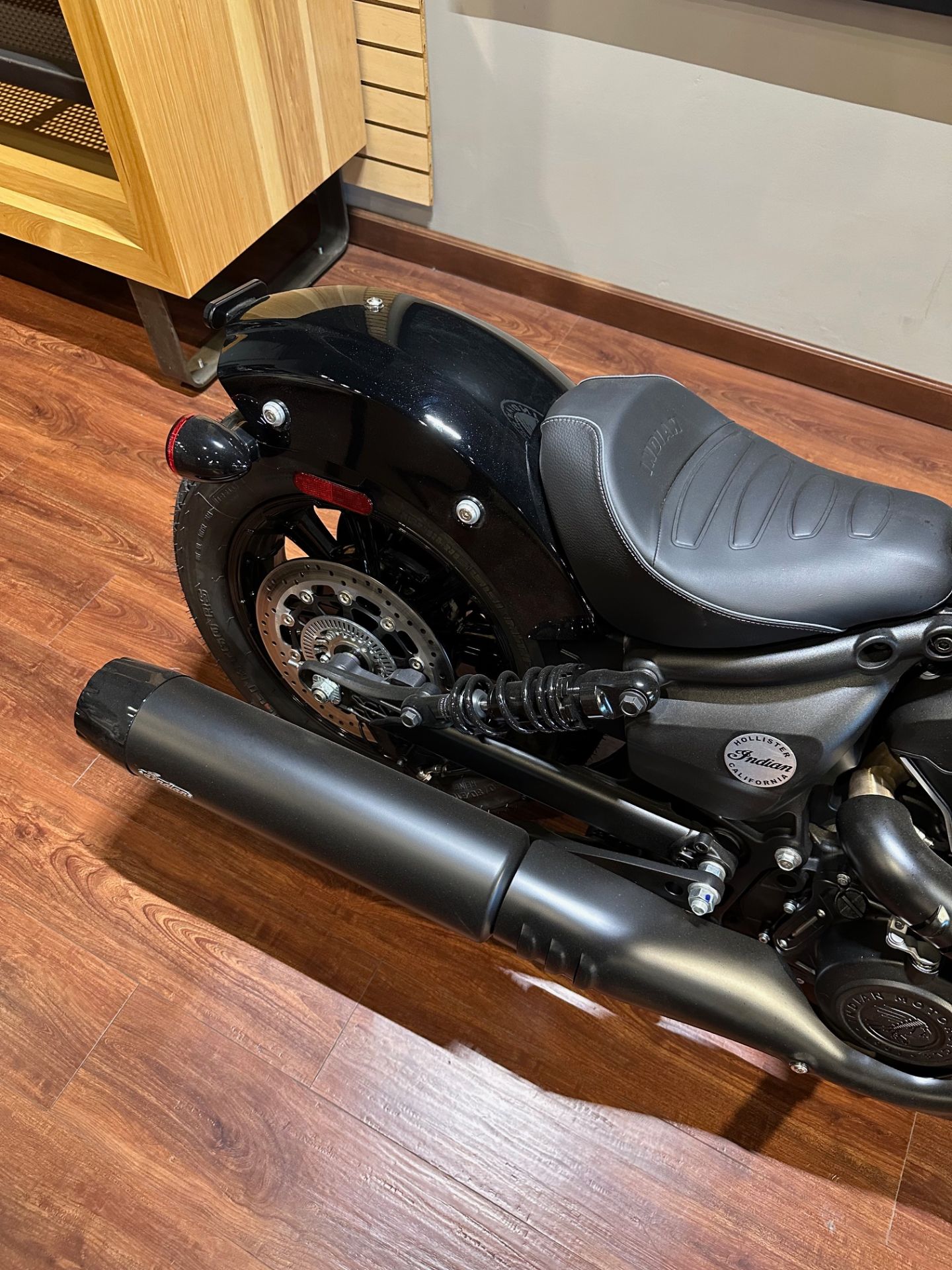 2025 Indian Motorcycle Scout® Bobber in Hollister, California - Photo 10