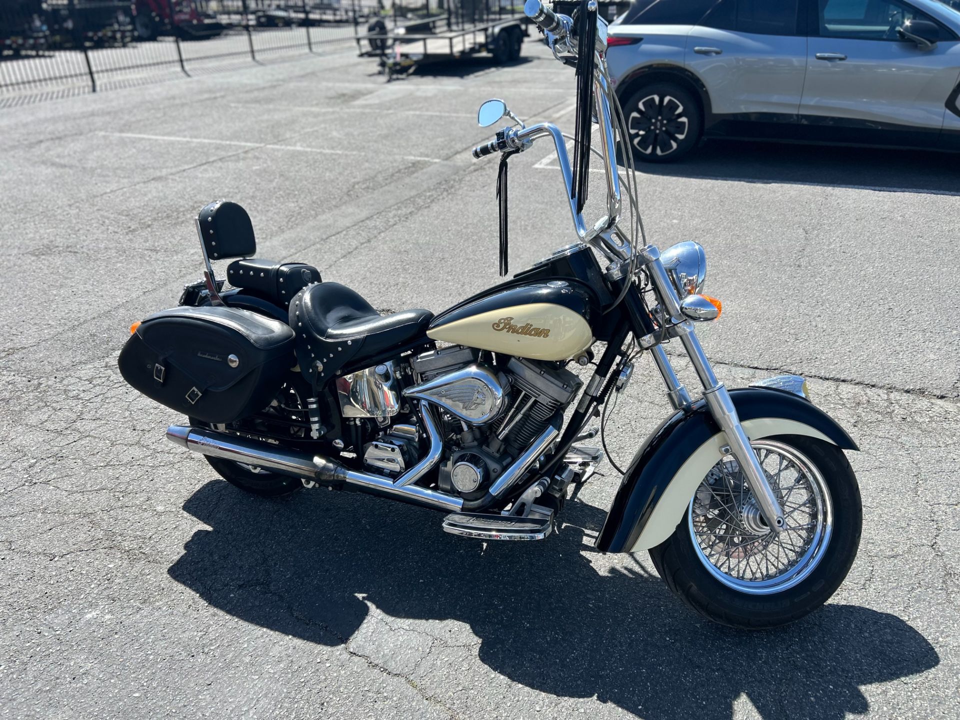 2003 Indian Motorcycle SPORT CHIEF in Hollister, California - Photo 1