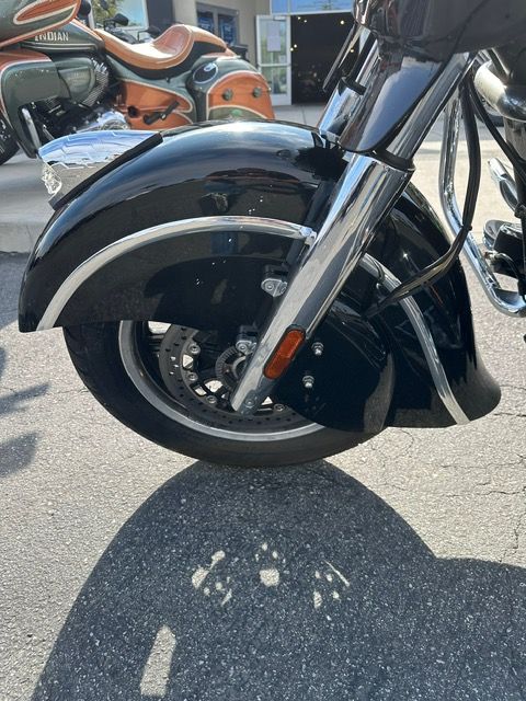 2014 Indian Motorcycle Chieftain™ in Hollister, California - Photo 5