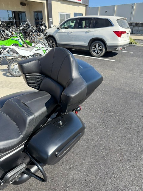 2023 Indian Motorcycle Challenger® Dark Horse® in Hollister, California - Photo 10
