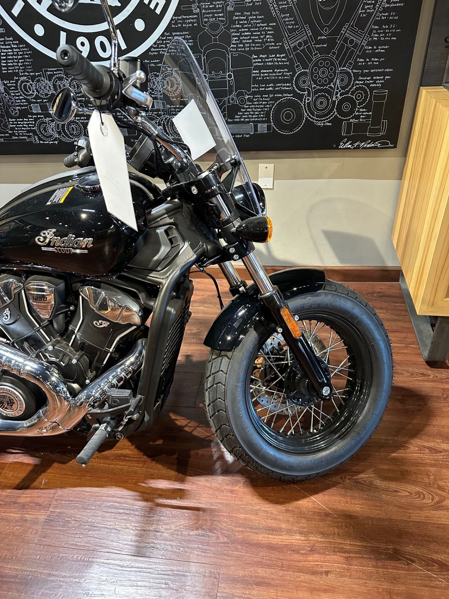 2025 Indian Motorcycle Super Scout® Limited +Tech in Hollister, California - Photo 9