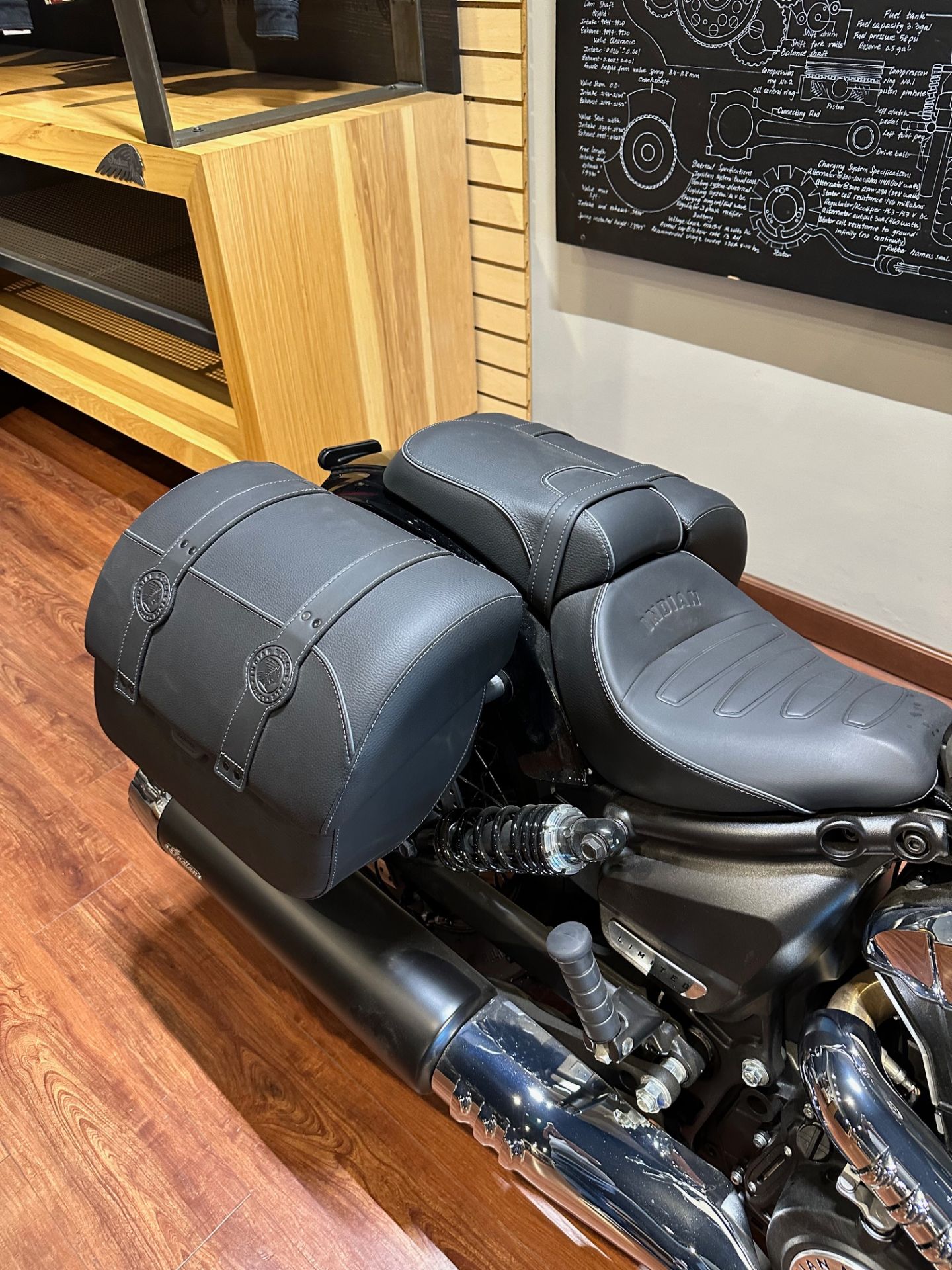 2025 Indian Motorcycle Super Scout® Limited +Tech in Hollister, California - Photo 10