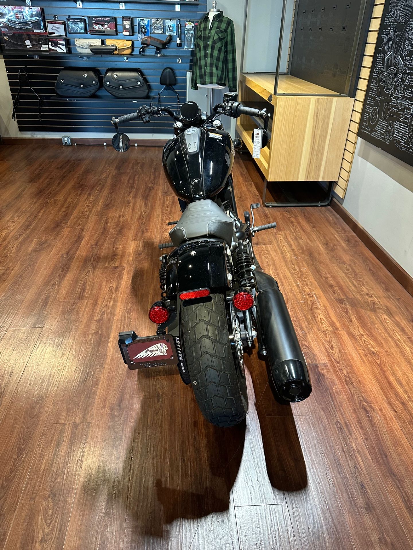 2025 Indian Motorcycle Scout® Bobber Limited +Tech in Hollister, California - Photo 4