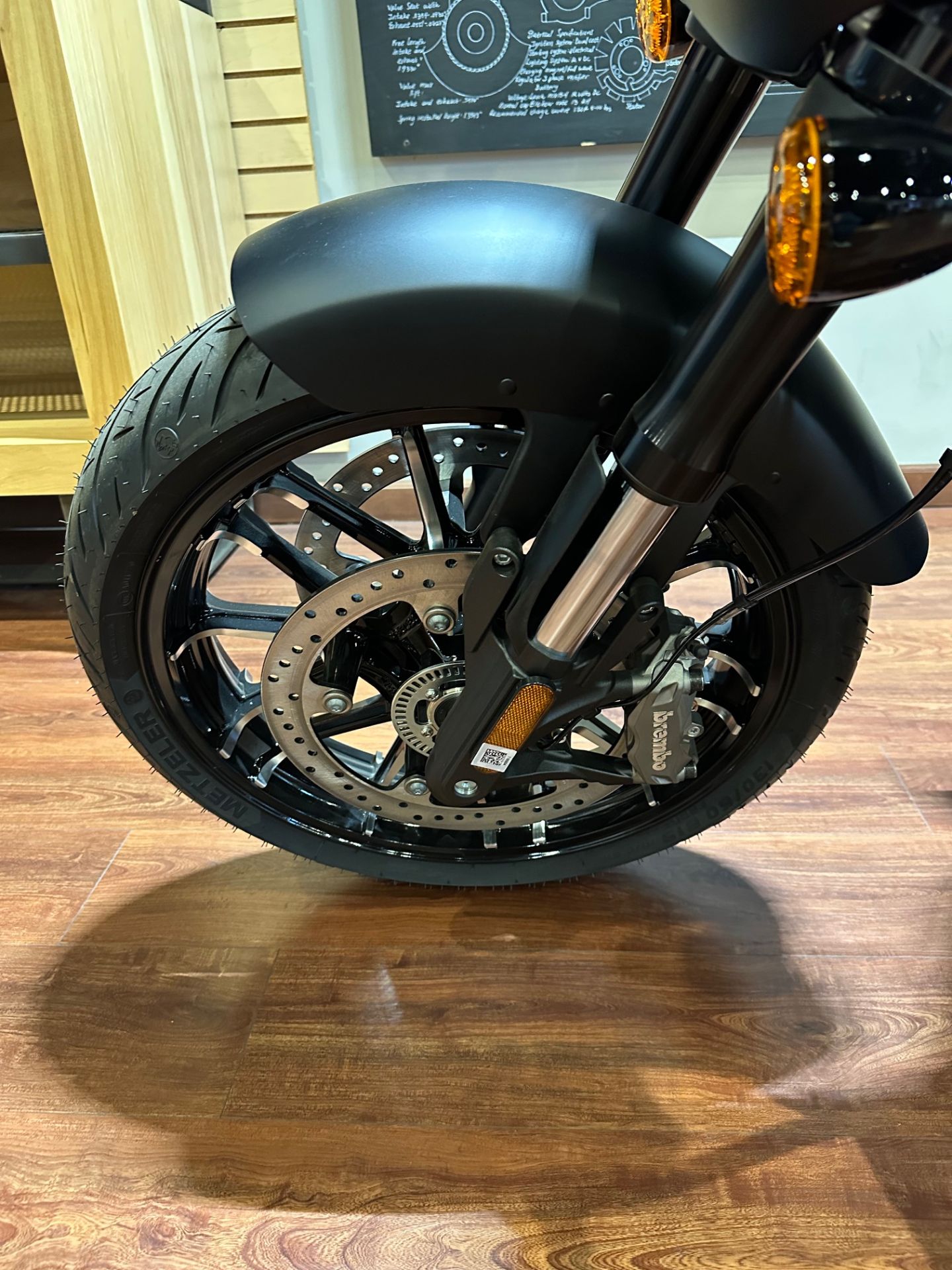 2025 Indian Motorcycle Sport Chief RT in Hollister, California - Photo 5