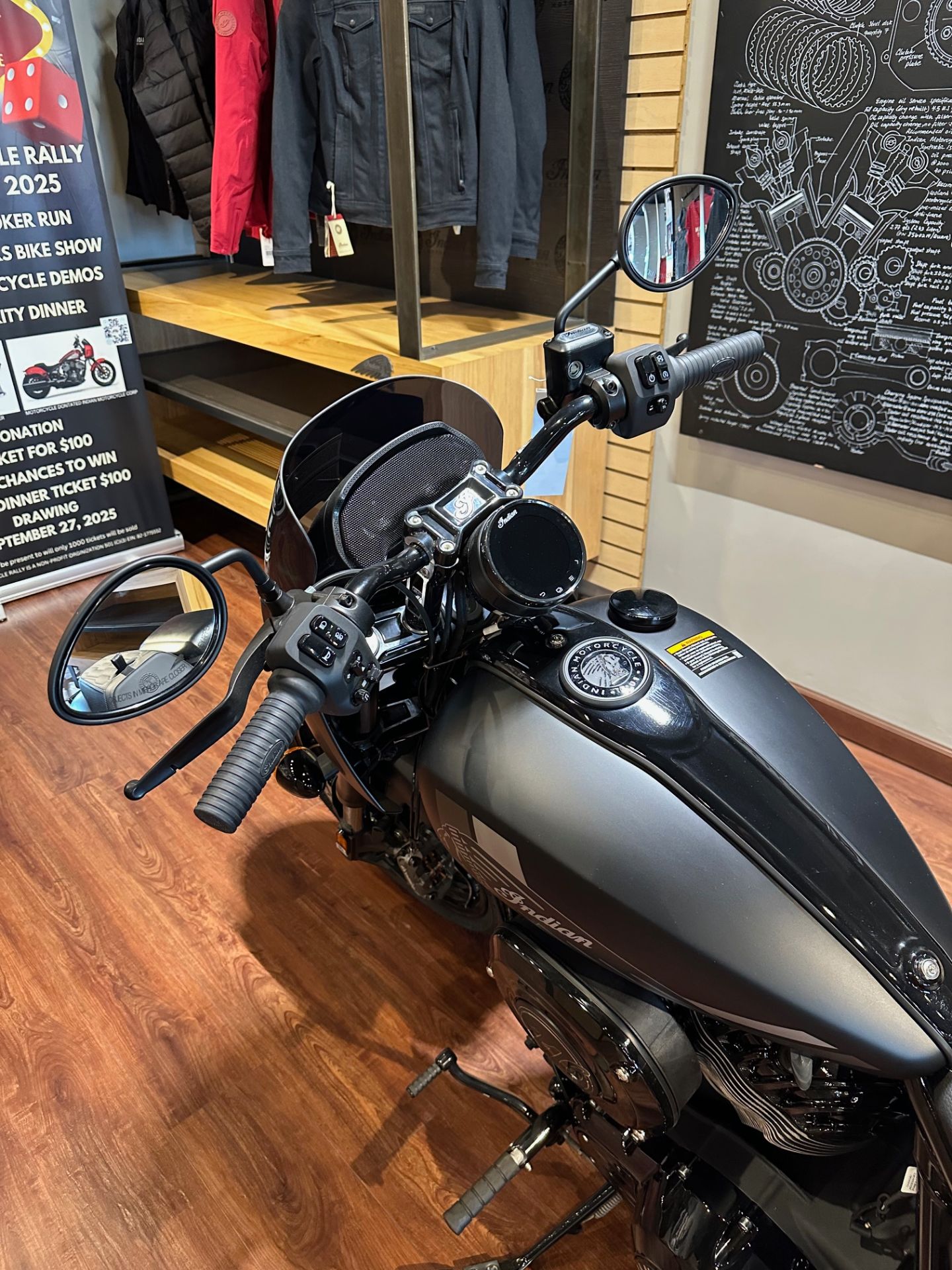 2025 Indian Motorcycle Sport Chief RT in Hollister, California - Photo 8