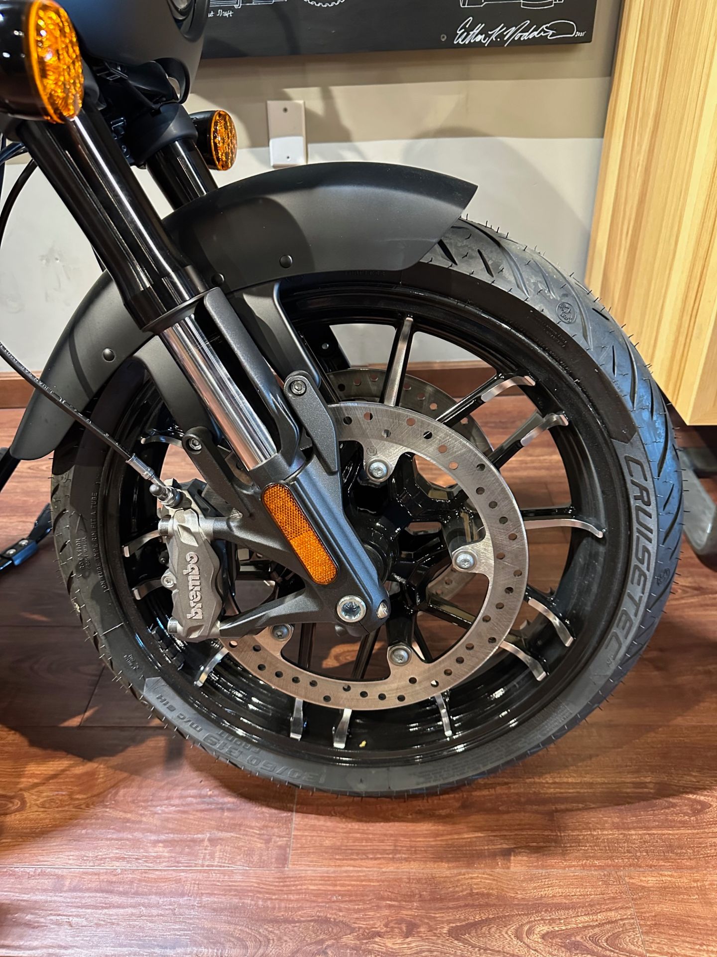 2025 Indian Motorcycle Sport Chief RT in Hollister, California - Photo 10