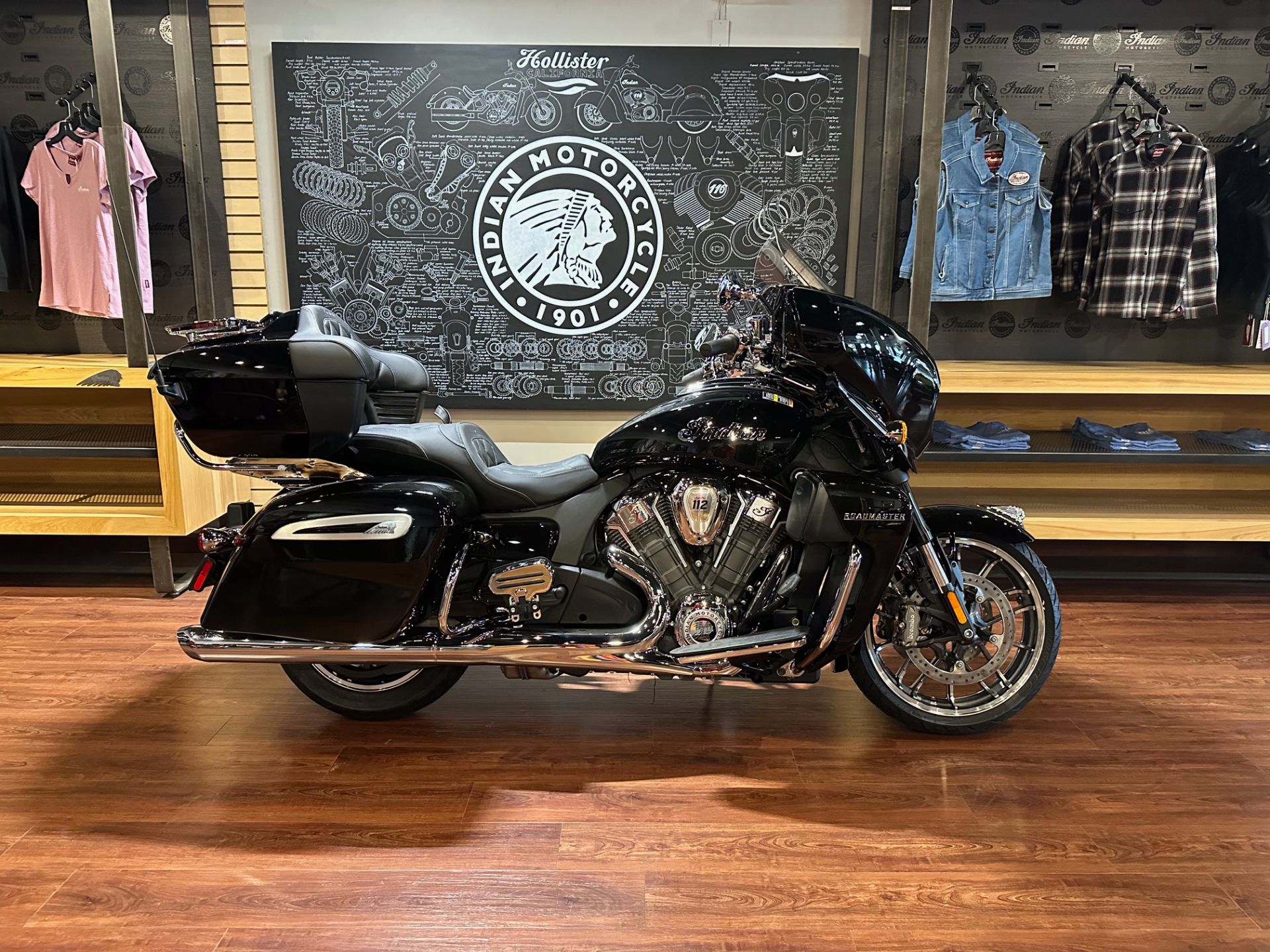 2025 Indian Motorcycle Roadmaster® PowerPlus Limited® with 112 in Hollister, California - Photo 1