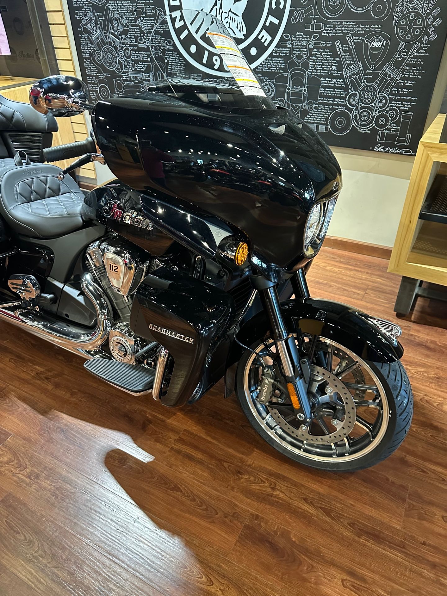 2025 Indian Motorcycle Roadmaster® PowerPlus Limited® with 112 in Hollister, California - Photo 6