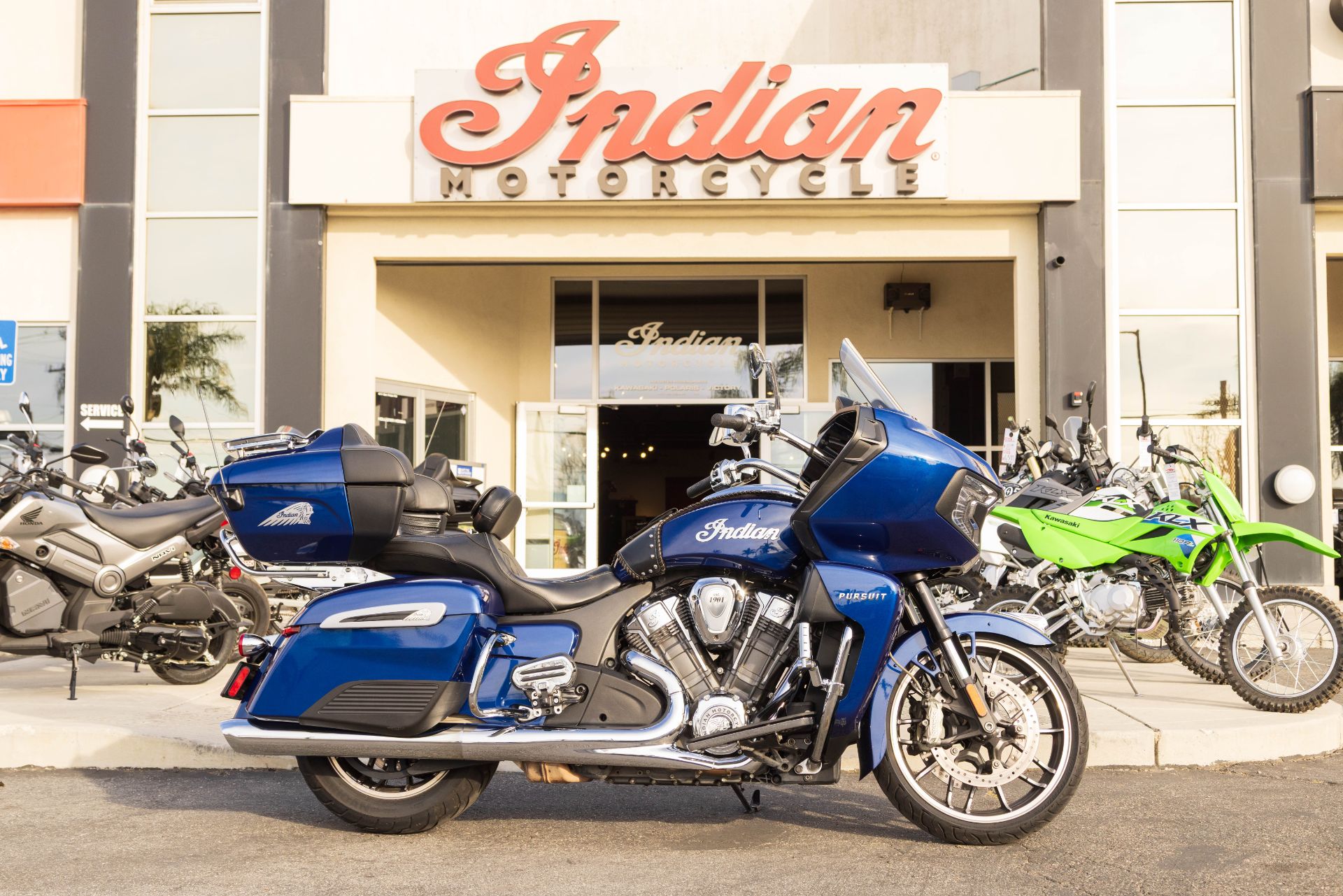 2022 Indian Motorcycle Pursuit® Limited® with Premium Package in Hollister, California - Photo 2