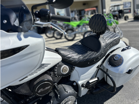 2018 Indian Motorcycle Chieftain Dark Horse® ABS in Hollister, California - Photo 5