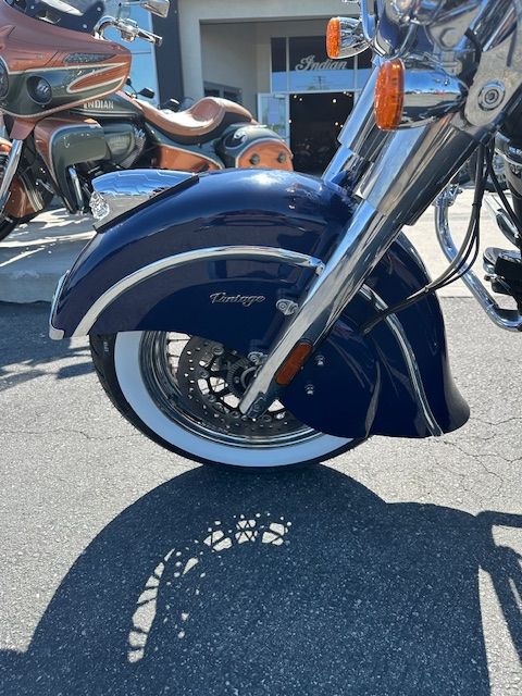 2014 Indian Motorcycle Chief® Vintage in Hollister, California - Photo 5