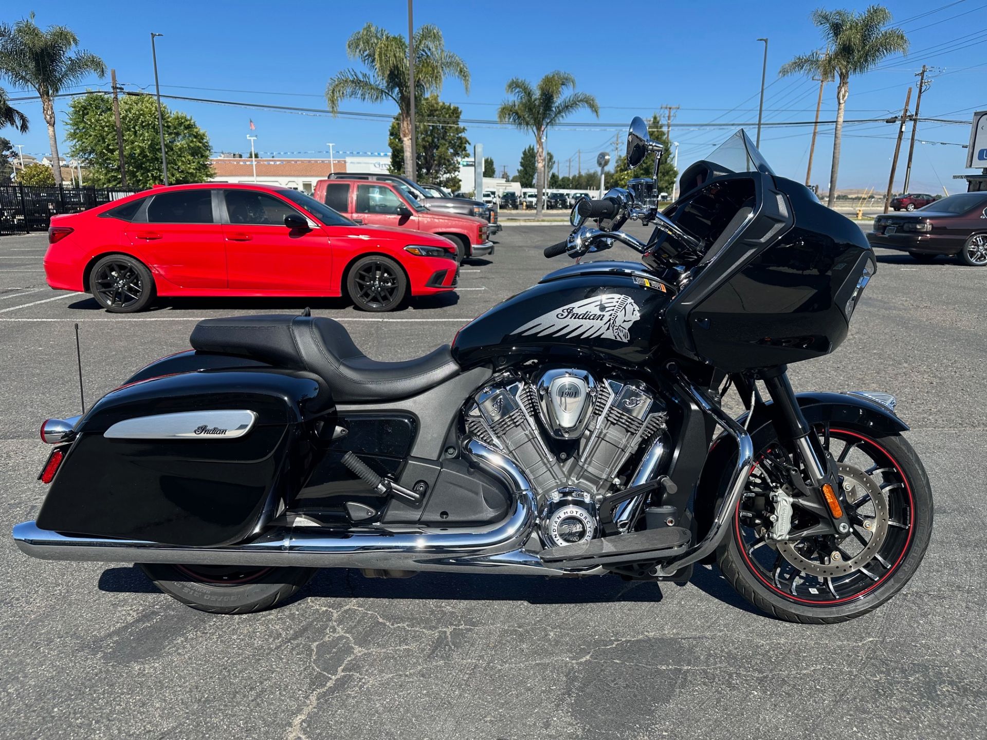 2023 Indian Motorcycle Challenger® Limited in Hollister, California - Photo 1