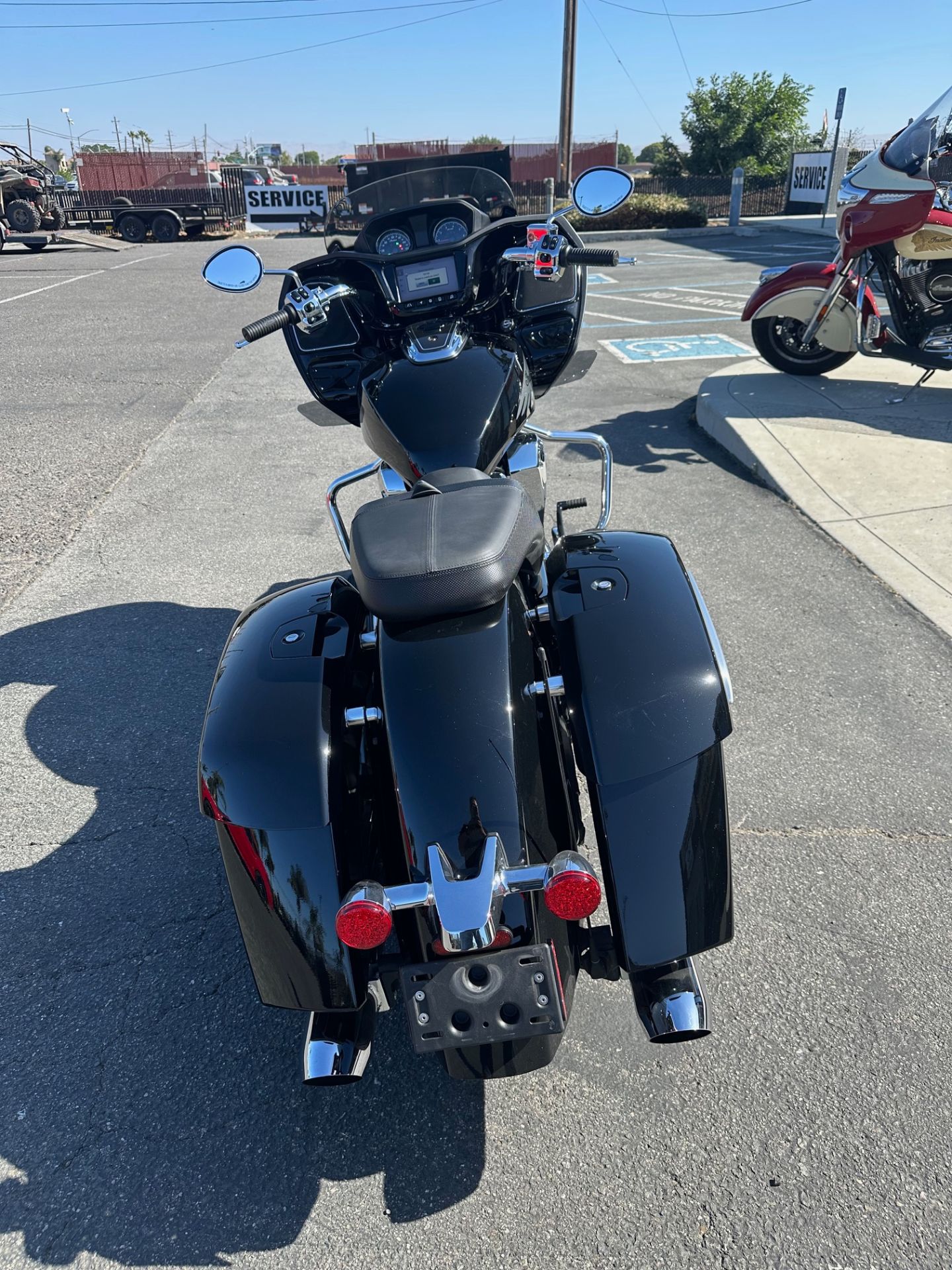 2023 Indian Motorcycle Challenger® Limited in Hollister, California - Photo 4
