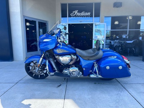 2018 Indian Motorcycle Chieftain® Limited ABS in Hollister, California - Photo 2