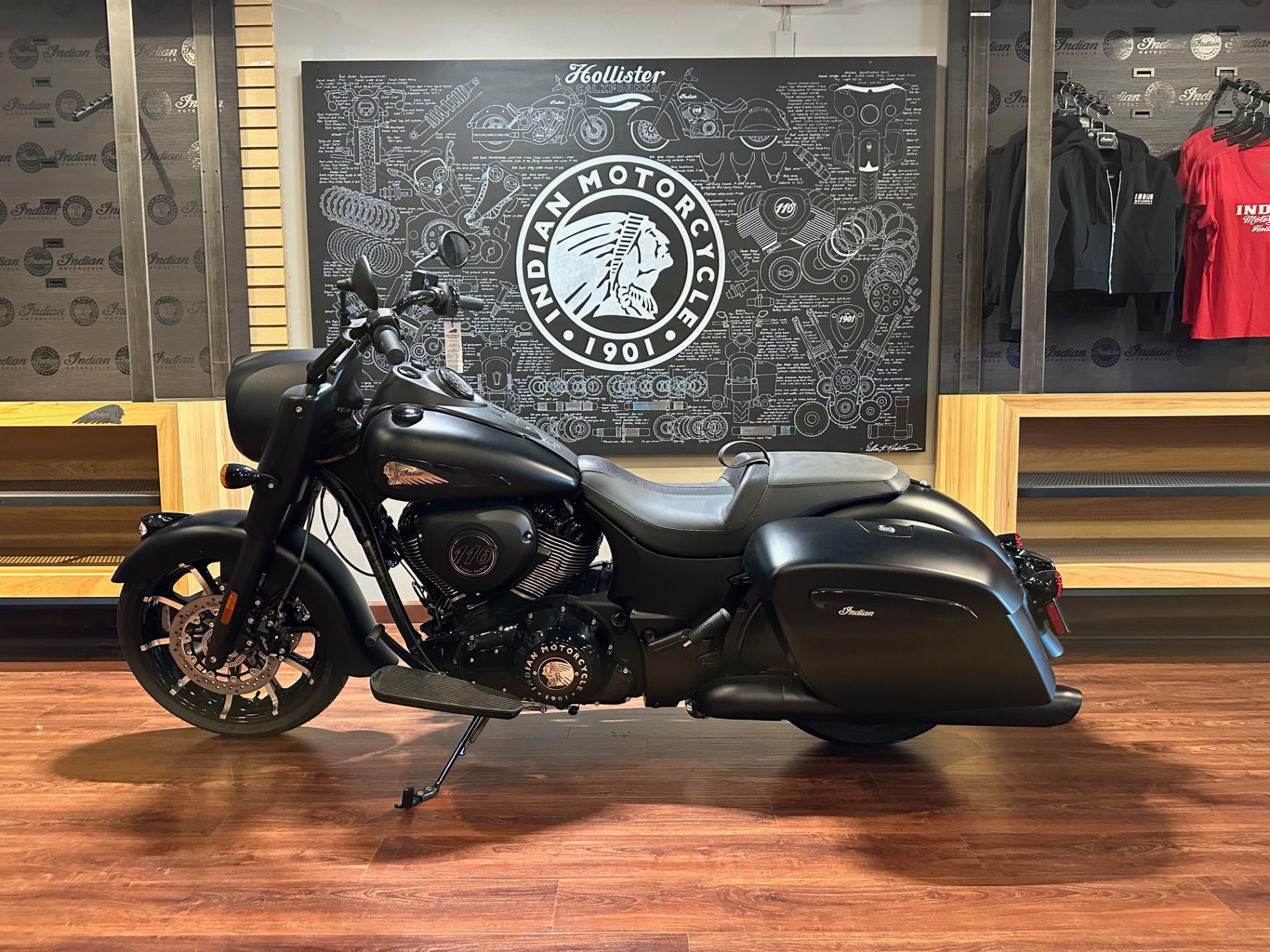 2025 Indian Motorcycle Springfield® Dark Horse® in Hollister, California - Photo 2