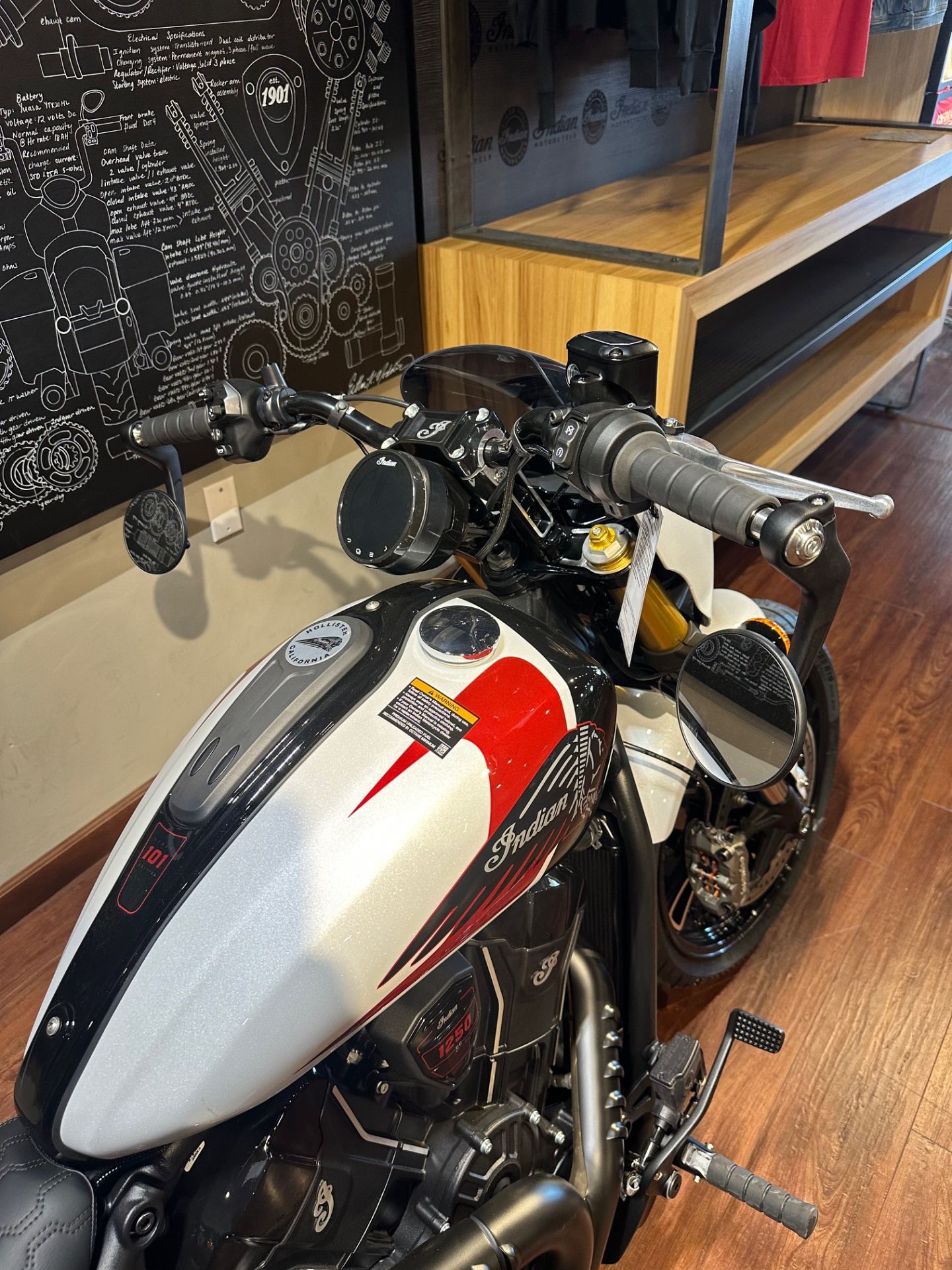 2025 Indian Motorcycle 101 Scout® in Hollister, California - Photo 11
