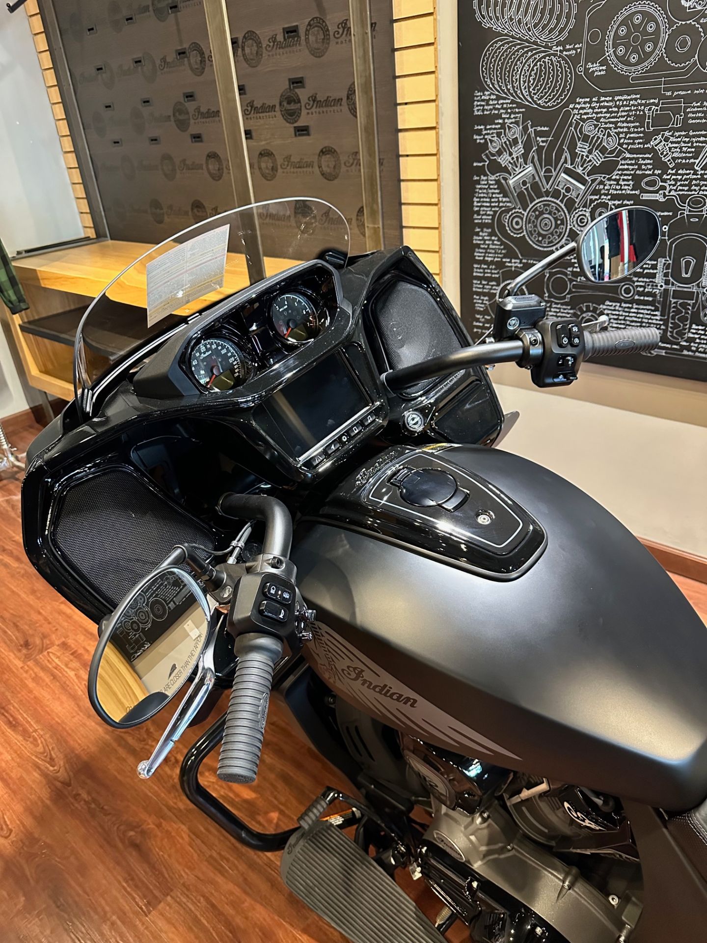 2025 Indian Motorcycle Challenger® Dark Horse® 112 in Hollister, California - Photo 7