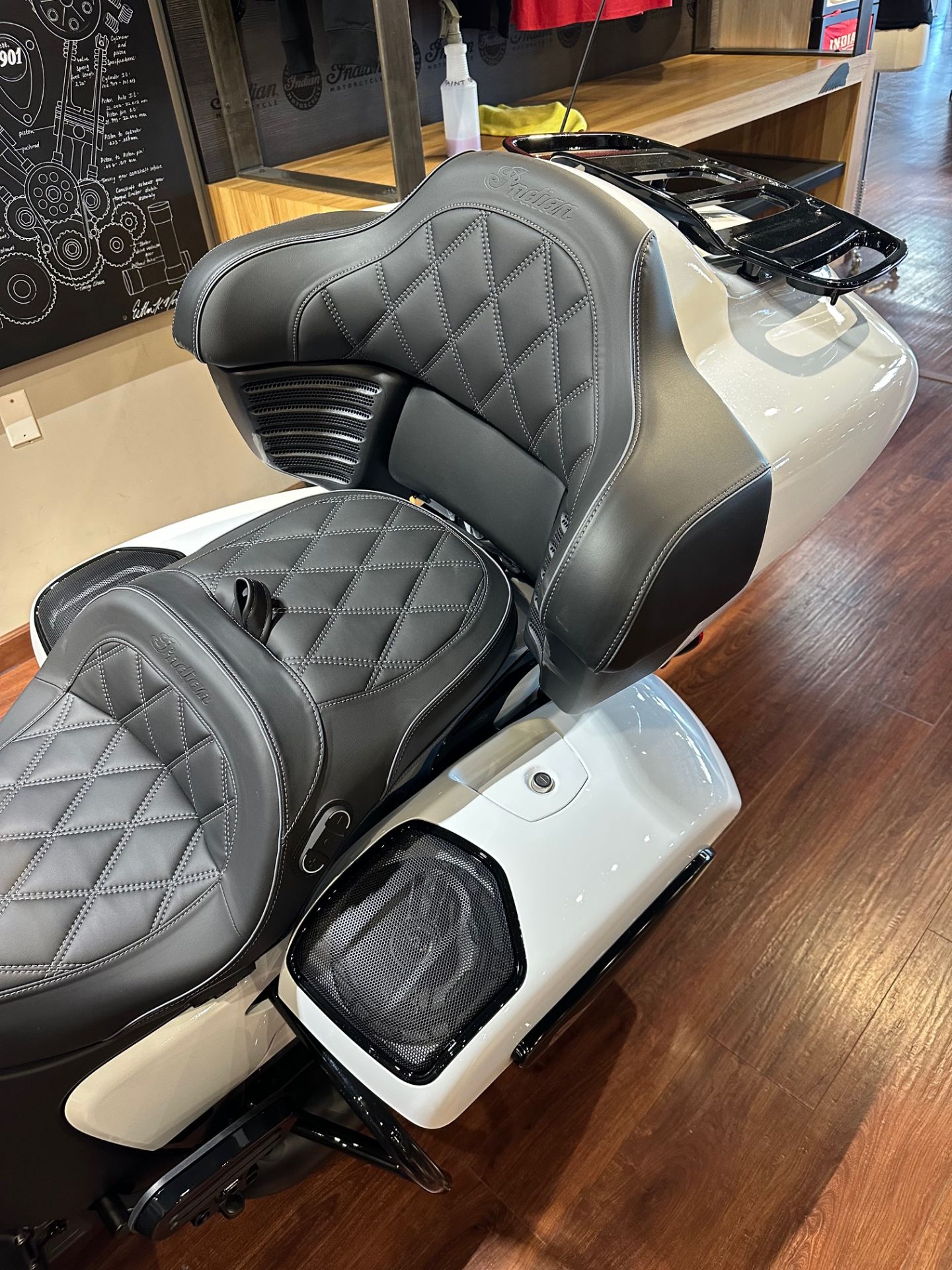 2025 Indian Motorcycle Pursuit® Dark Horse® with 112 and Powerband Audio Package in Hollister, California - Photo 8