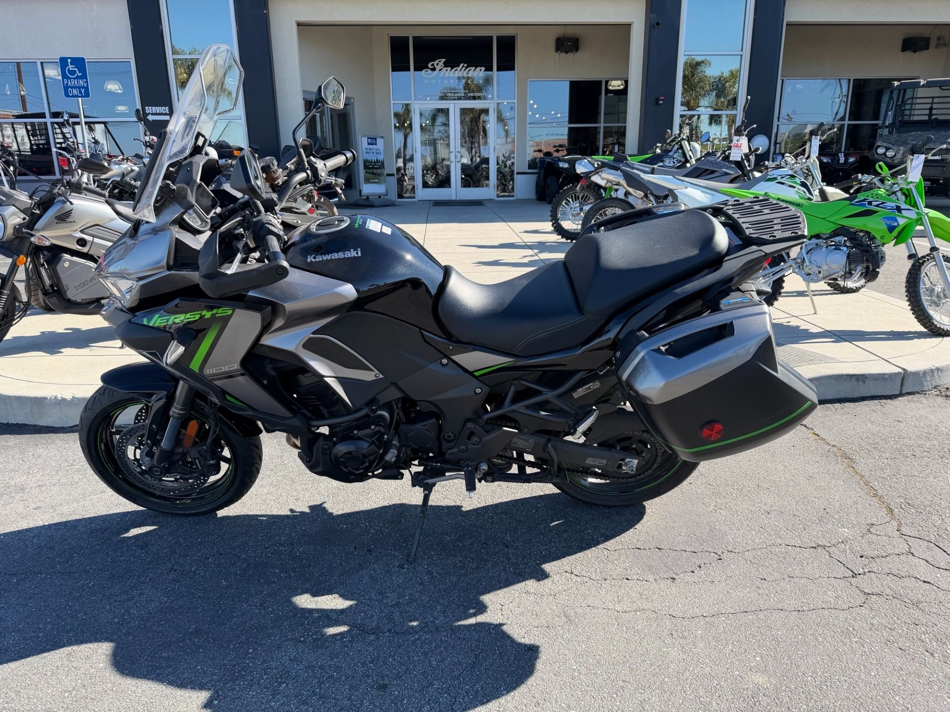 2025 Kawasaki Versys 1100 SE LT ABS in Hollister, California - Photo 2