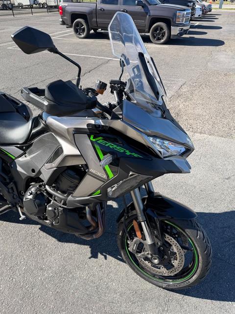 2025 Kawasaki Versys 1100 SE LT ABS in Hollister, California - Photo 6