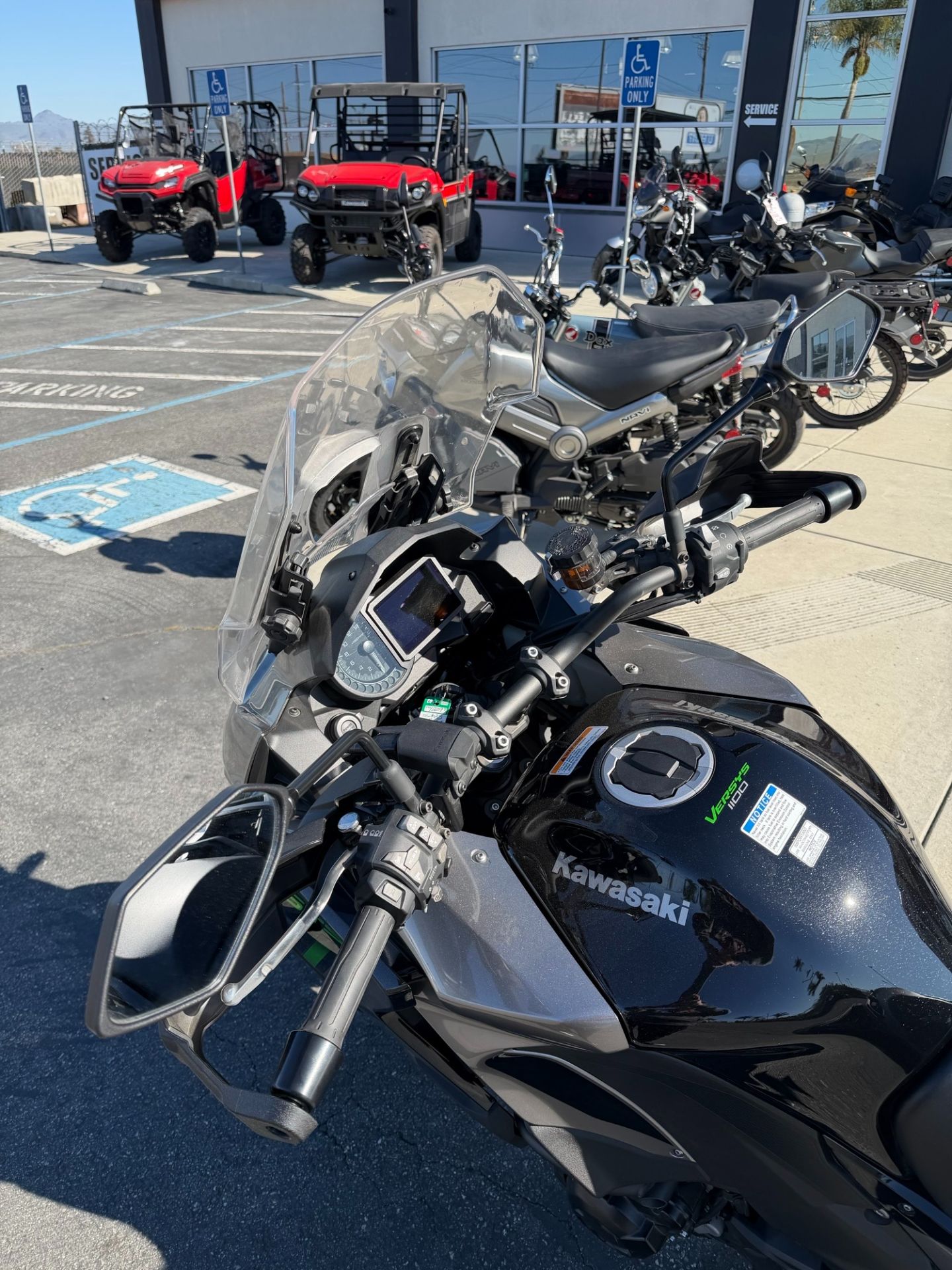 2025 Kawasaki Versys 1100 SE LT ABS in Hollister, California - Photo 11