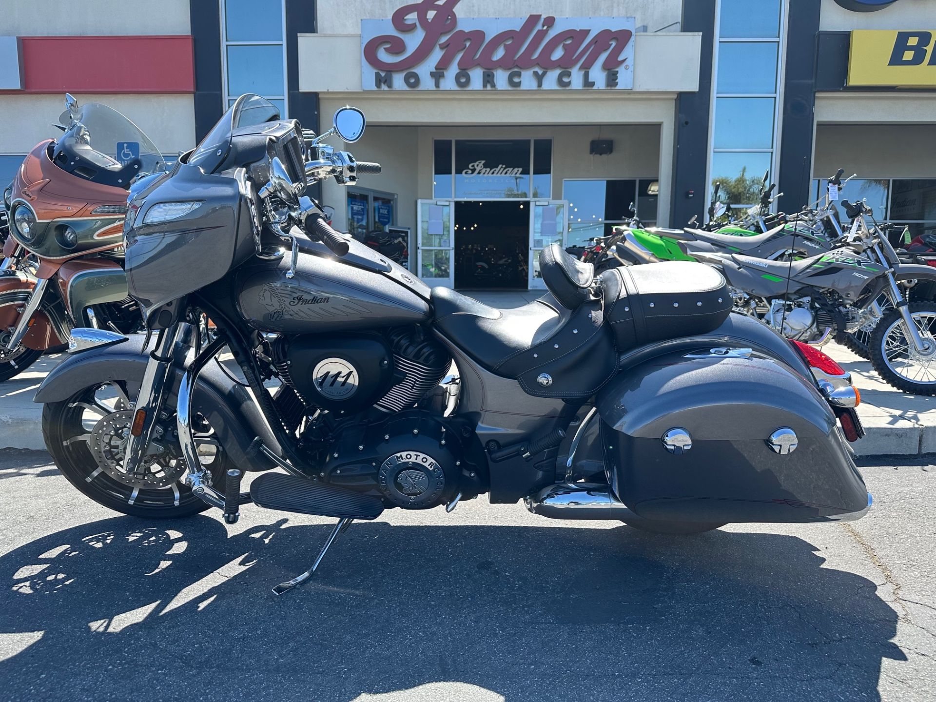 2018 Indian Motorcycle Chieftain® Limited ABS in Hollister, California - Photo 2