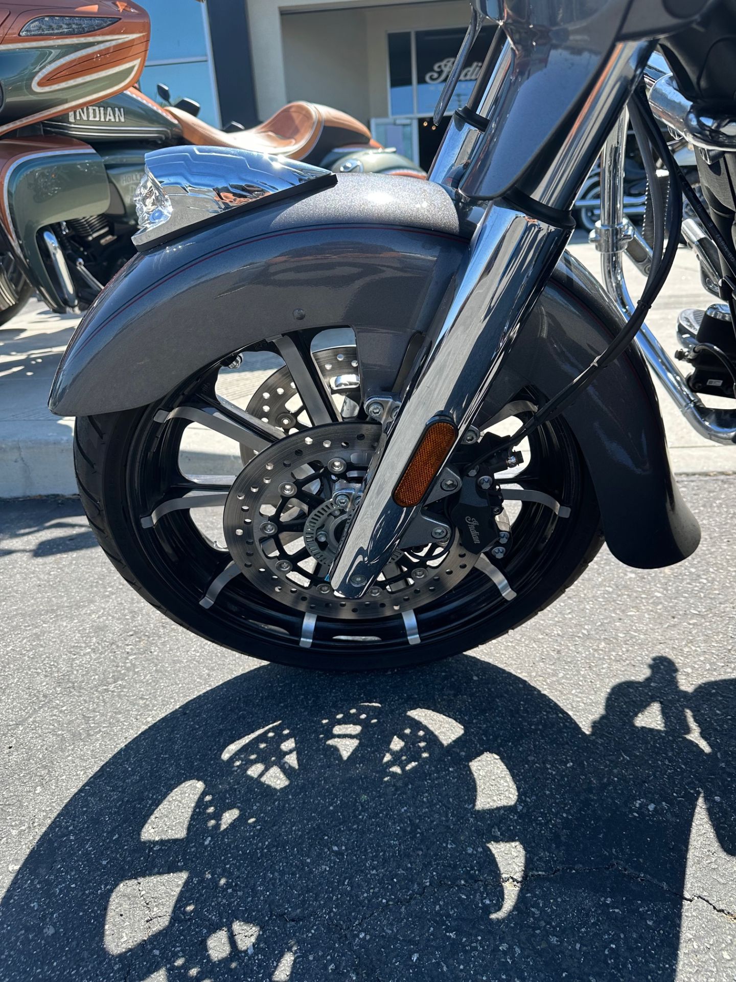 2018 Indian Motorcycle Chieftain® Limited ABS in Hollister, California - Photo 5