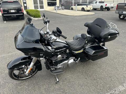 2015 Harley-Davidson Road Glide® Special in Hollister, California - Photo 2