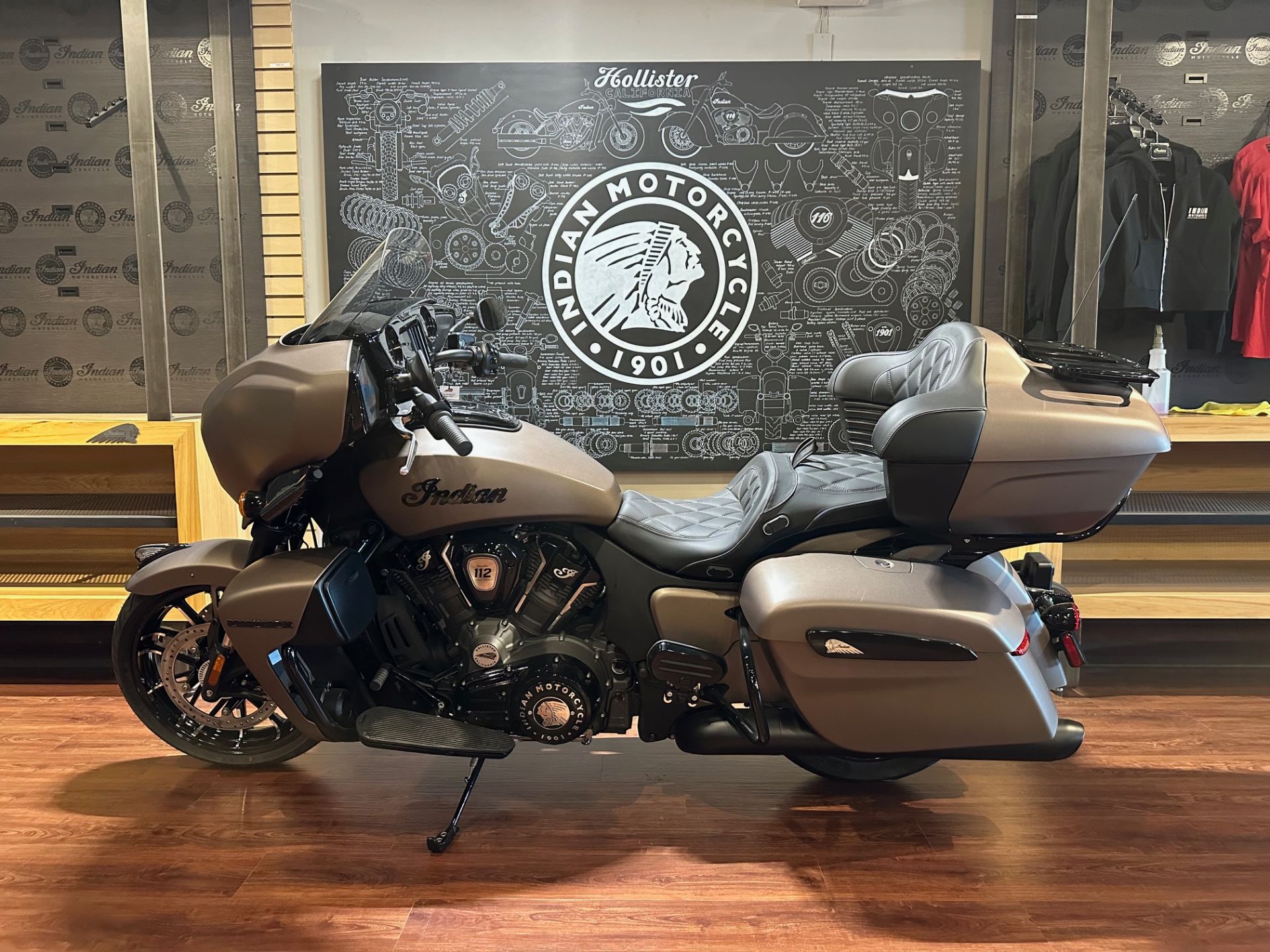 2025 Indian Motorcycle Roadmaster® PowerPlus Dark Horse® with 112 in Hollister, California - Photo 2