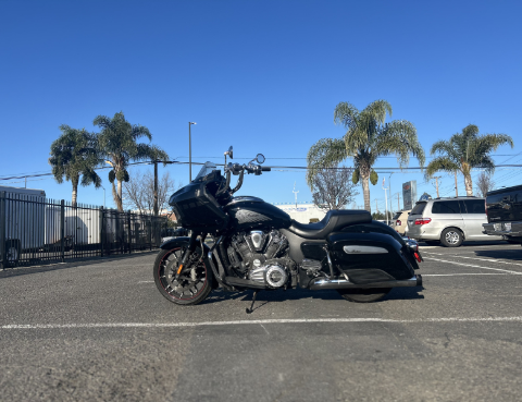 2022 Indian Motorcycle Challenger® Limited in Hollister, California - Photo 2