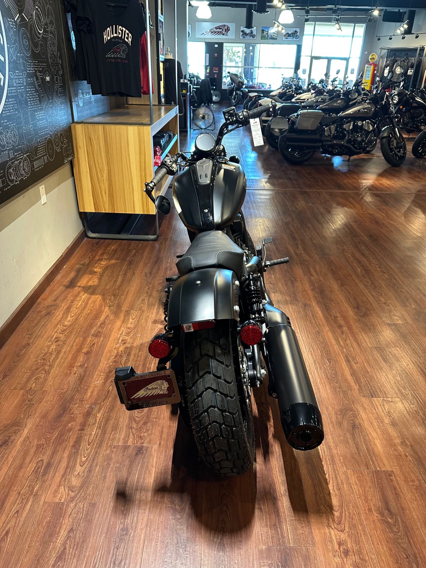 2025 Indian Motorcycle Scout® Bobber Limited +Tech in Hollister, California - Photo 4