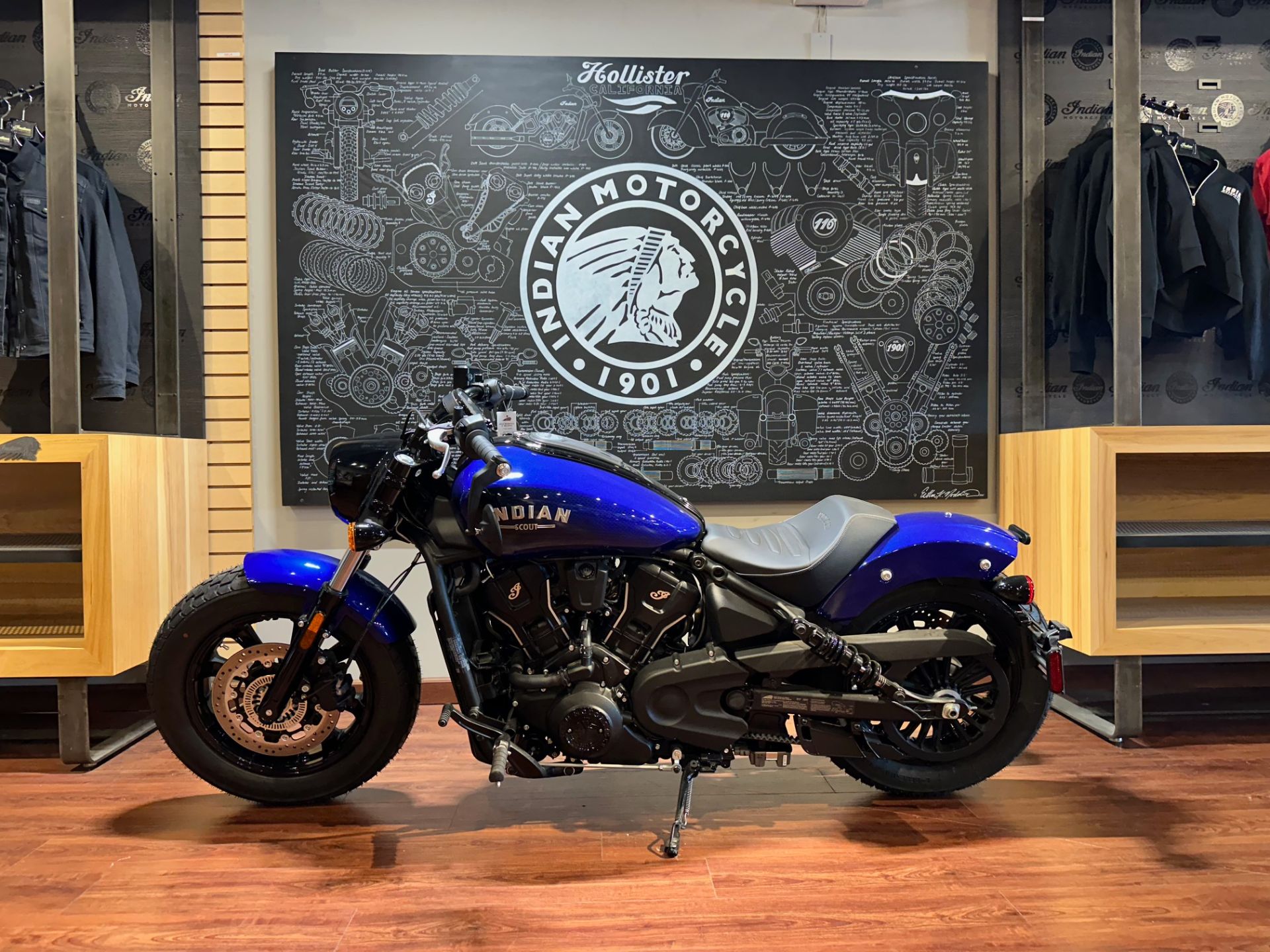 2025 Indian Motorcycle Scout® Bobber Limited +Tech in Hollister, California - Photo 2