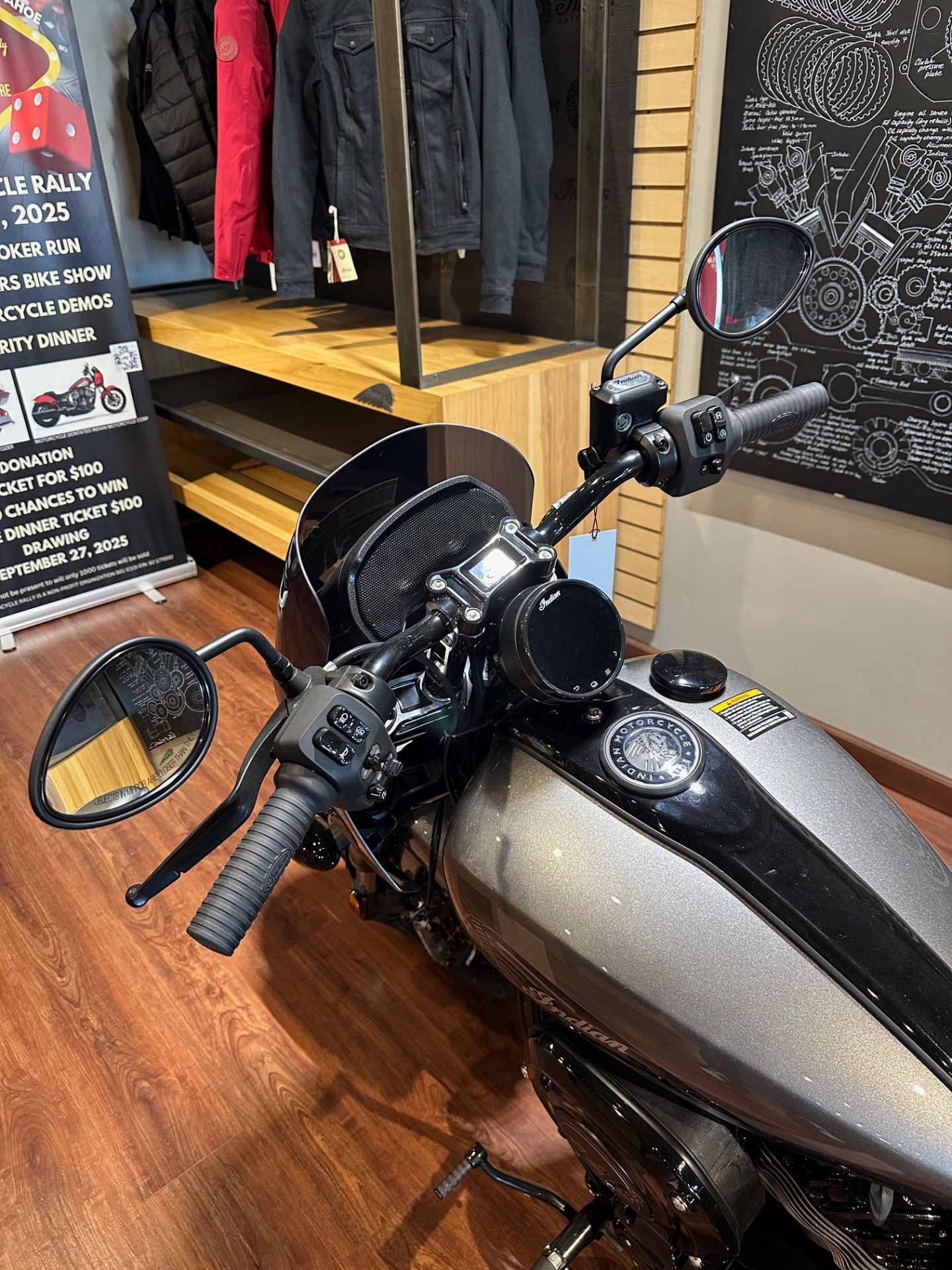 2025 Indian Motorcycle Sport Chief RT in Hollister, California - Photo 8